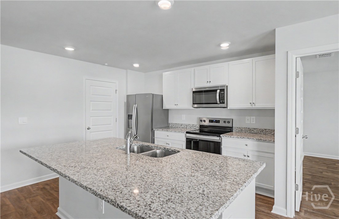 Photo 2 of Single family home for sale at 44 Autumns Wood Dr, Brunswick, GA 31525 | MLS# SA360983 | Listing updated on 2026-09-22
