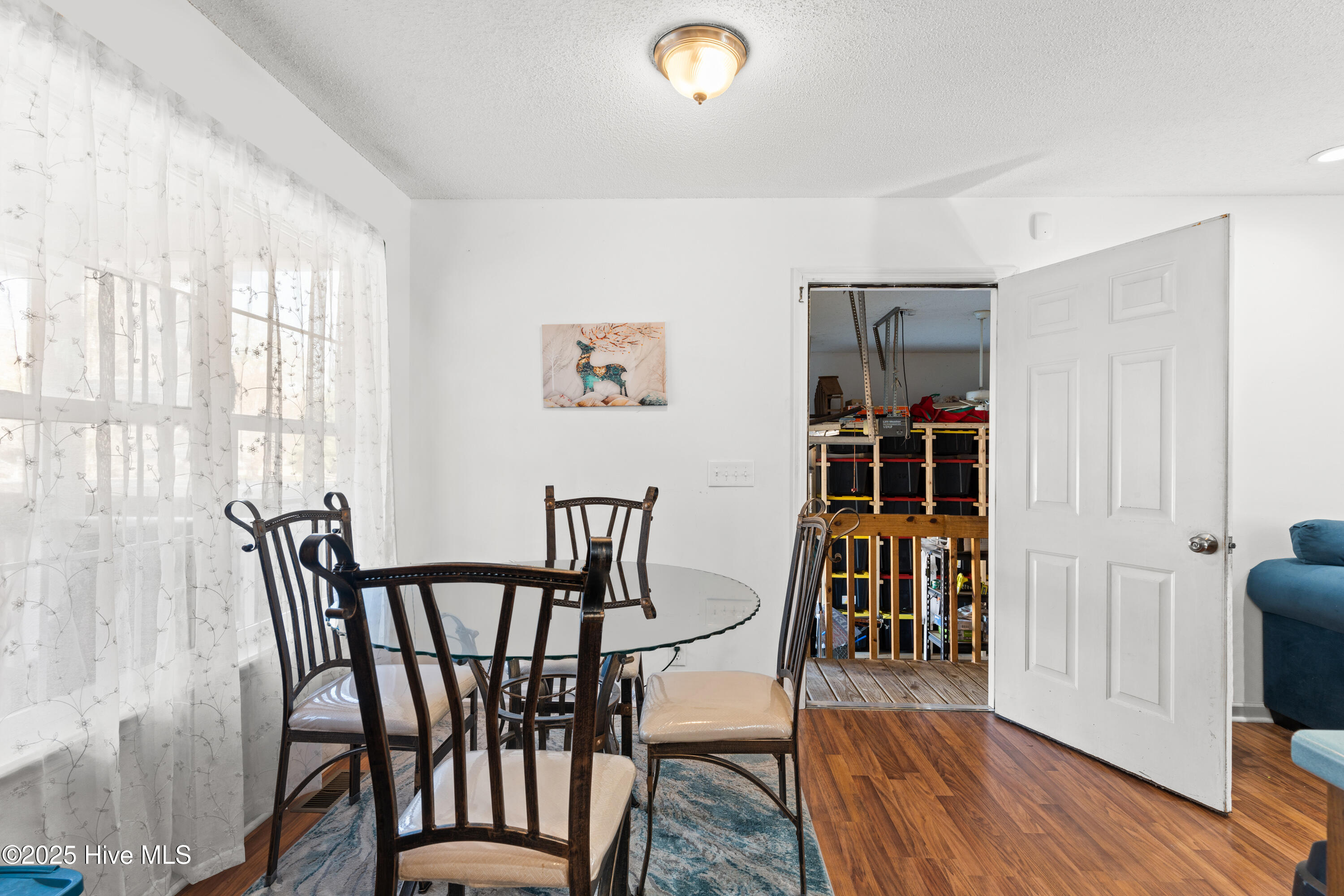 100545558 | Photo 23