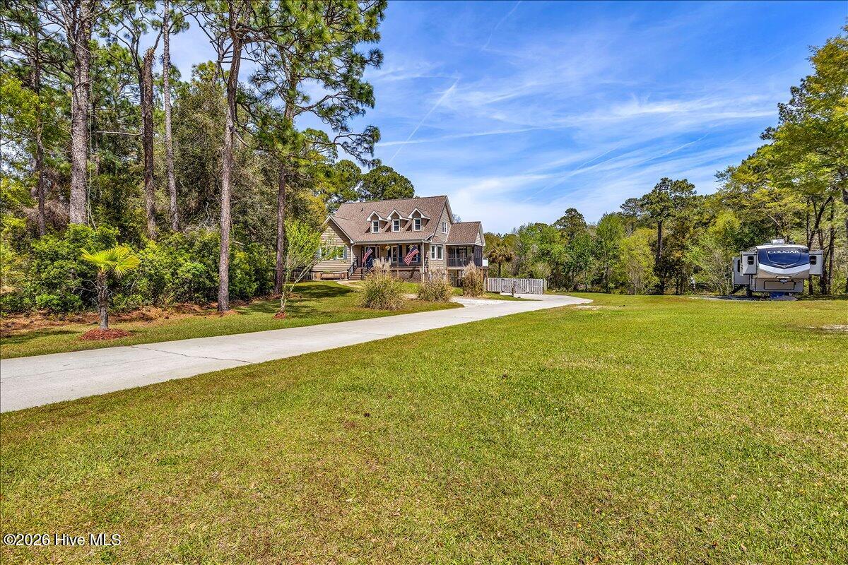 100566130 | Photo 52