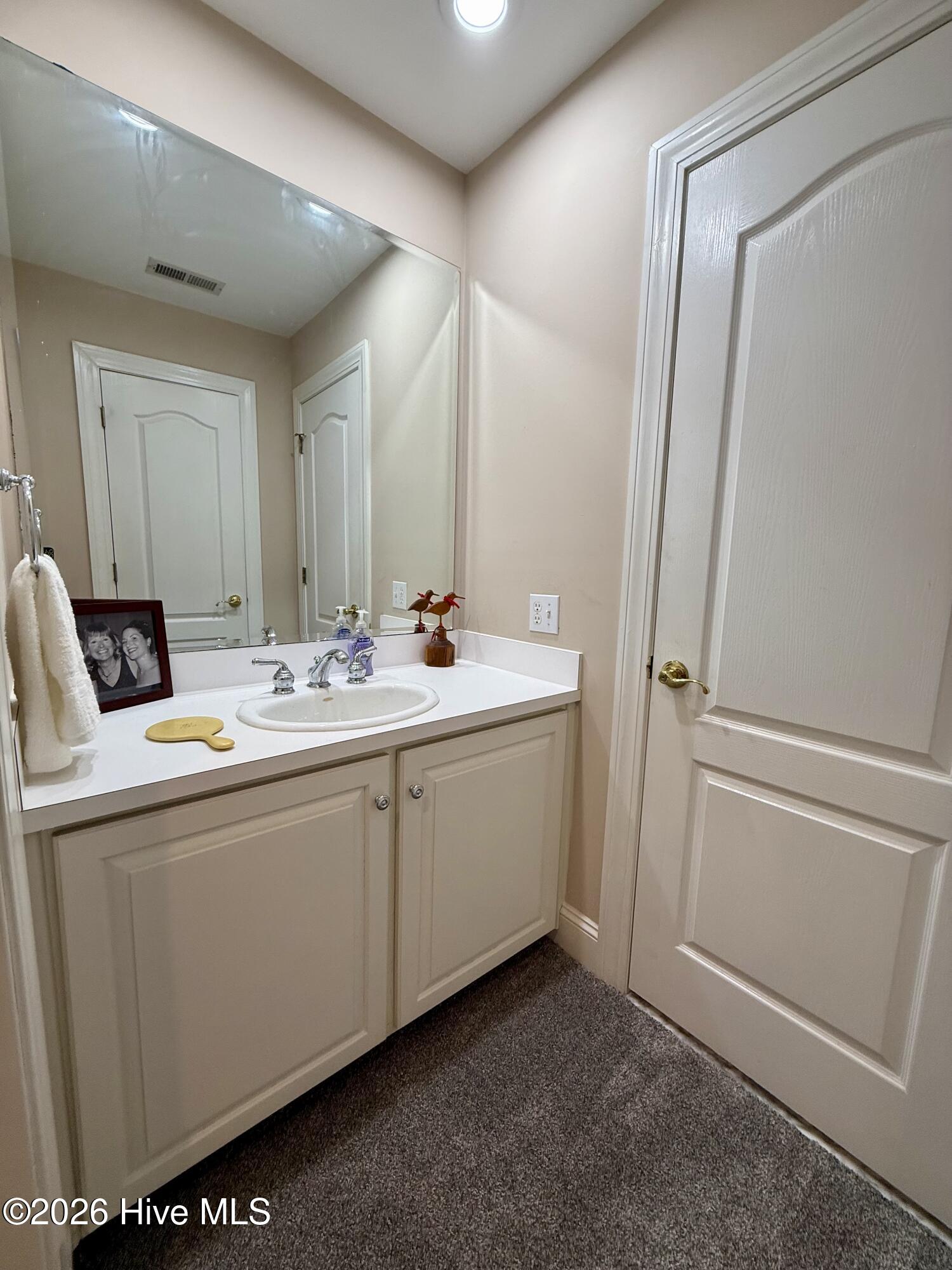 Jack -n- Jill Bathroom