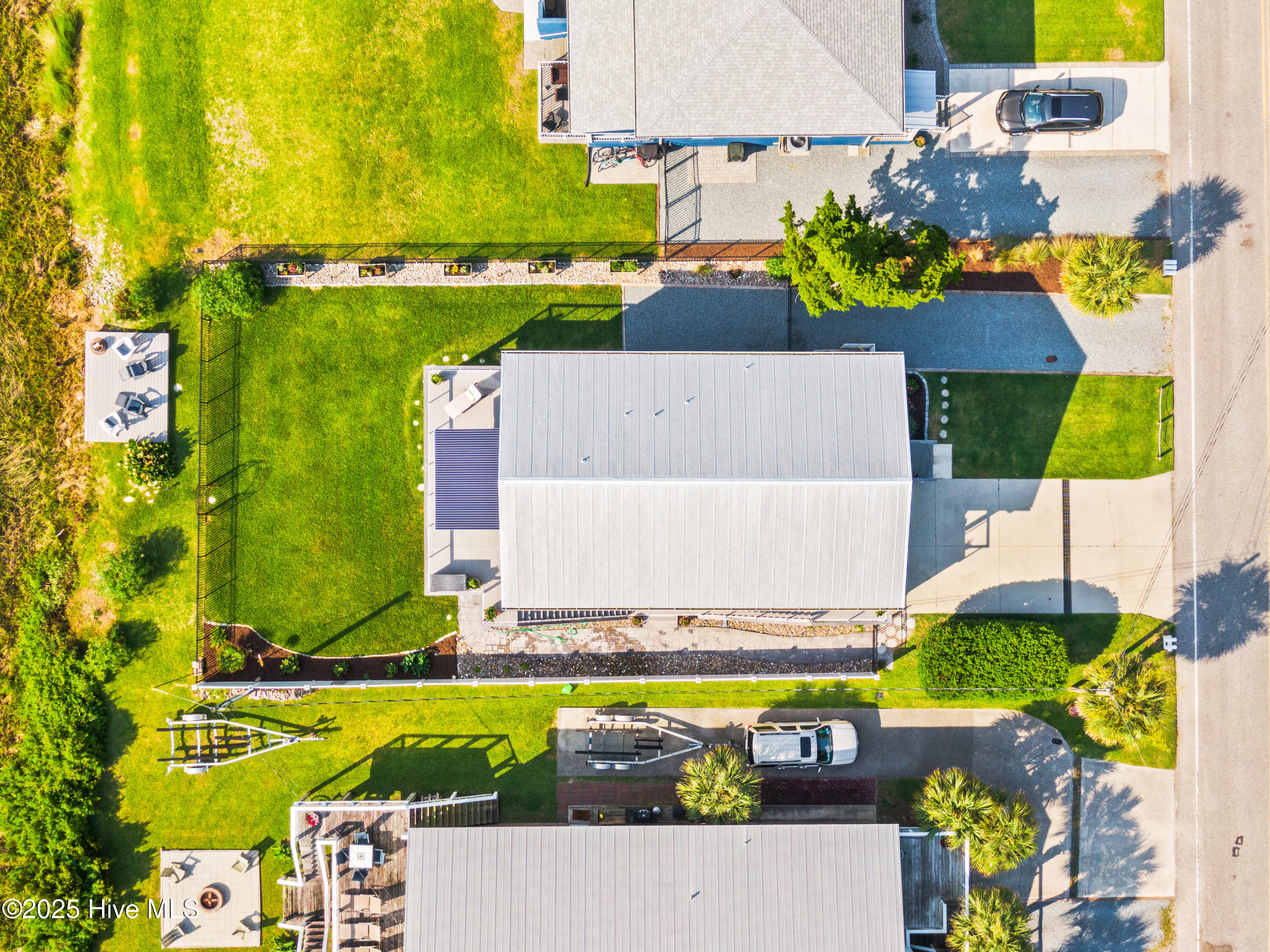 100567814 | Photo 75