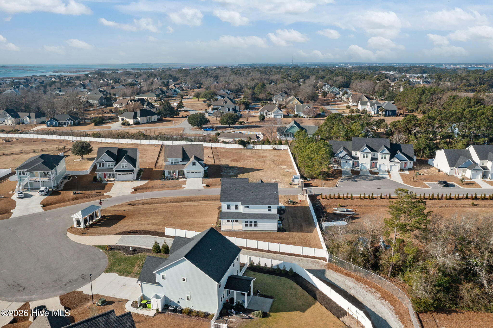 100543502 | Photo 58