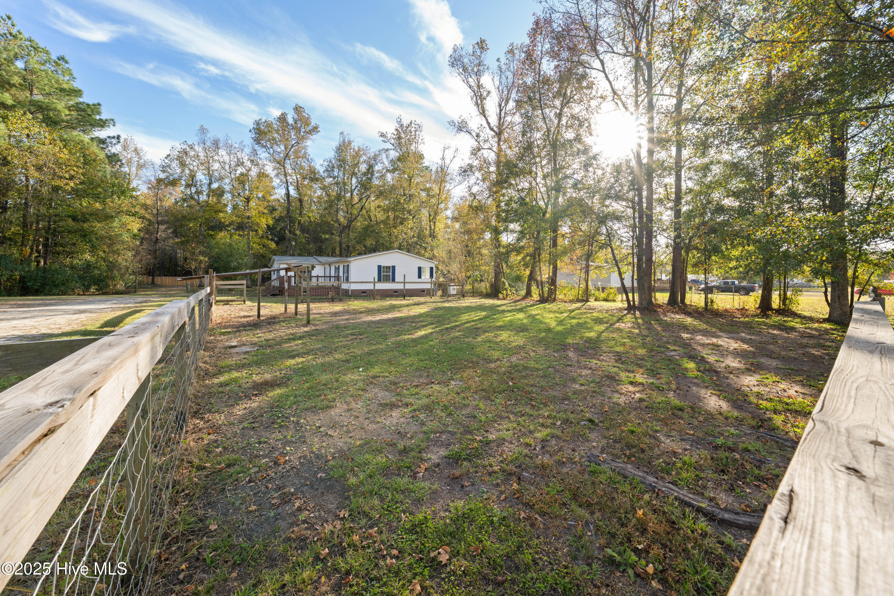 100541471 | Photo 39