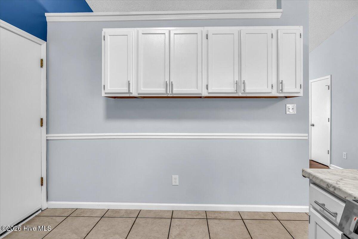 100566247 | Photo 18