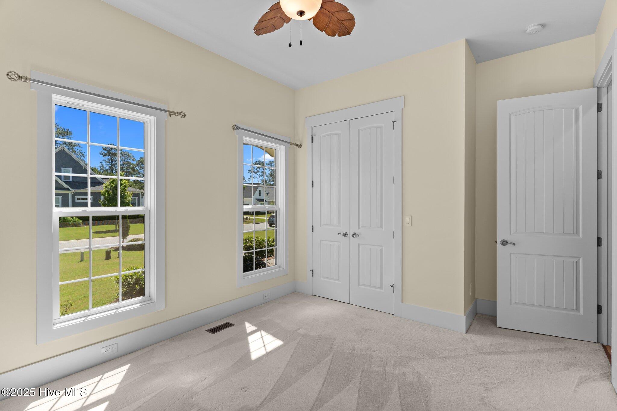 100510786 | Photo 48