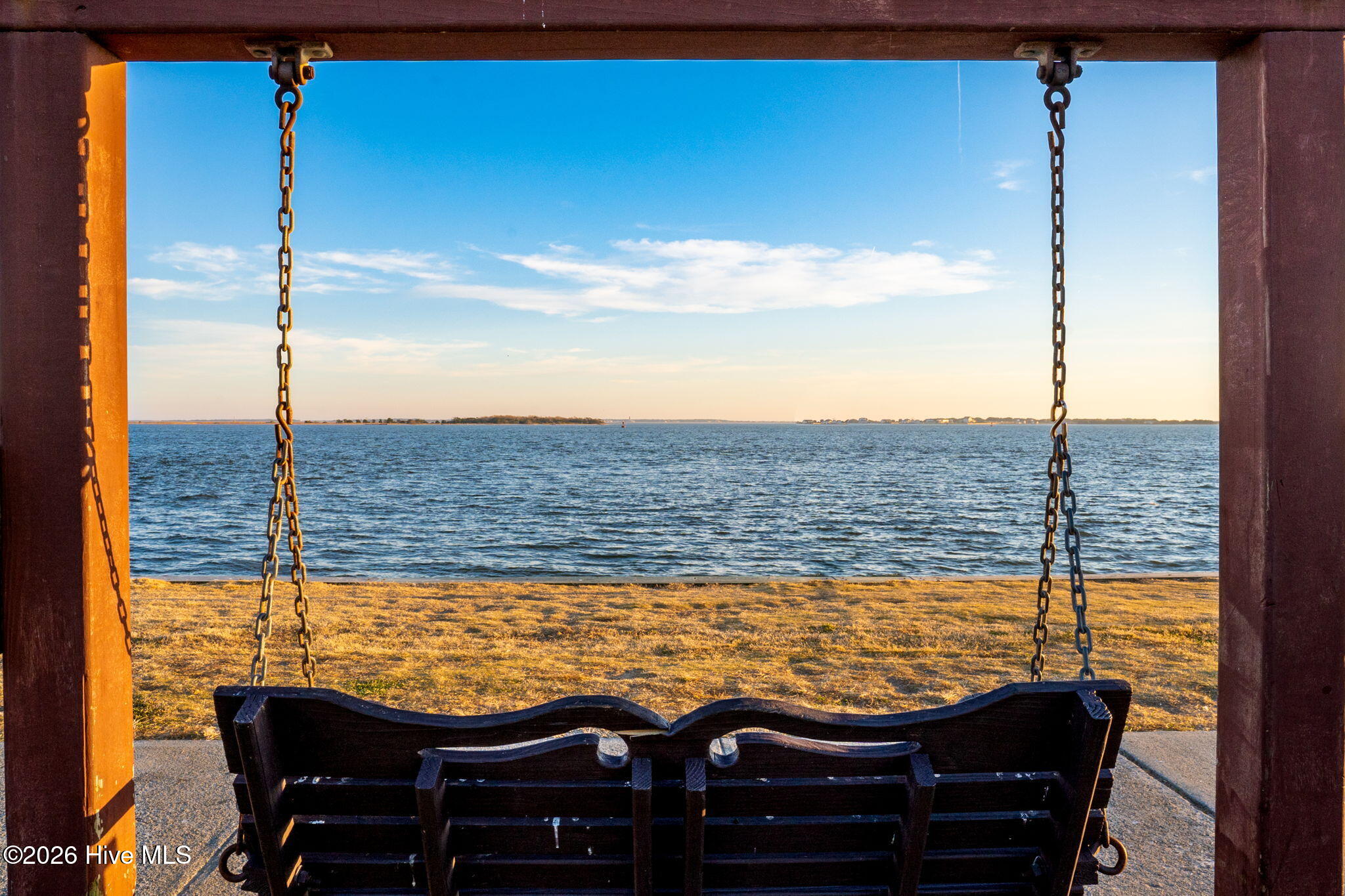 100561727 | Photo 51