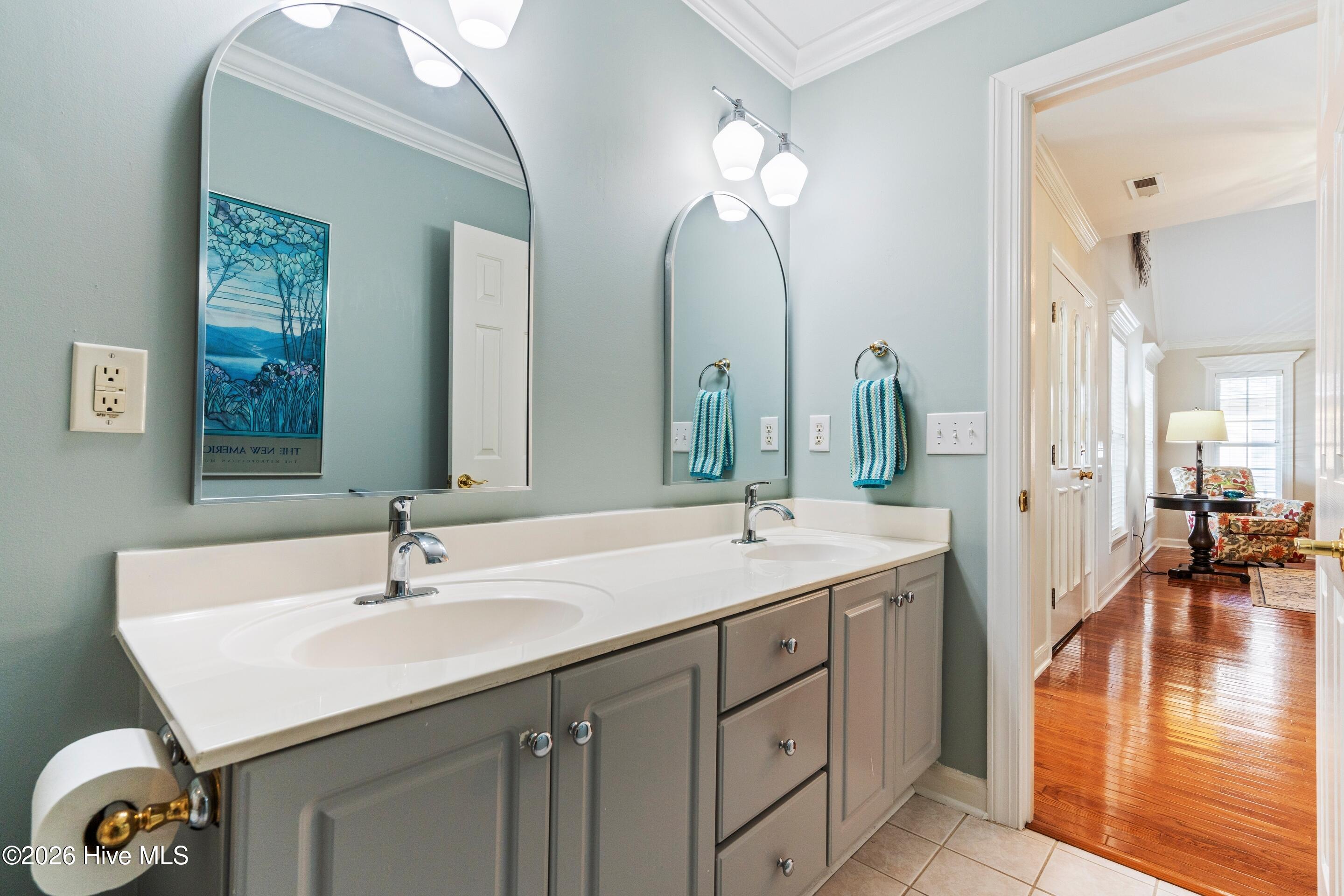 100549552 | Photo 47