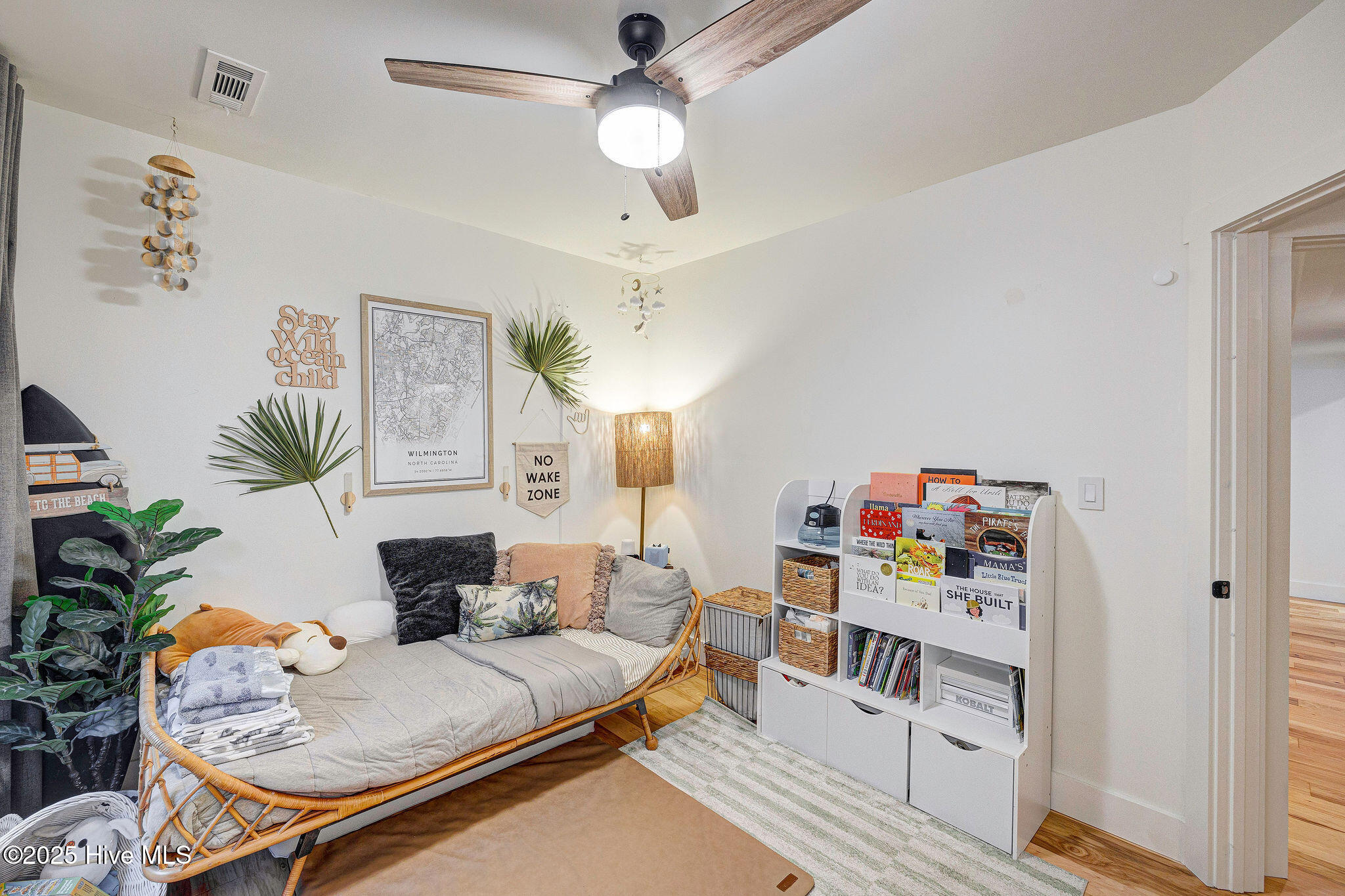 100534059 | Photo 39