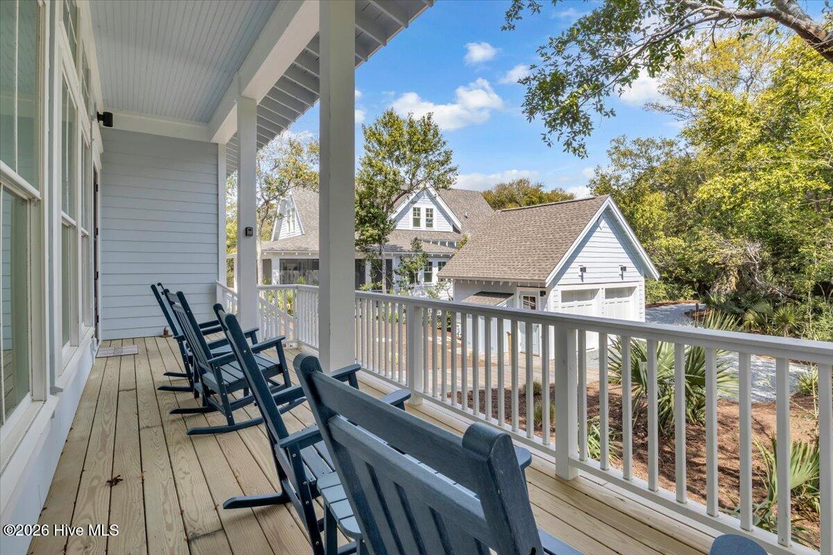 100563677 | Photo 13