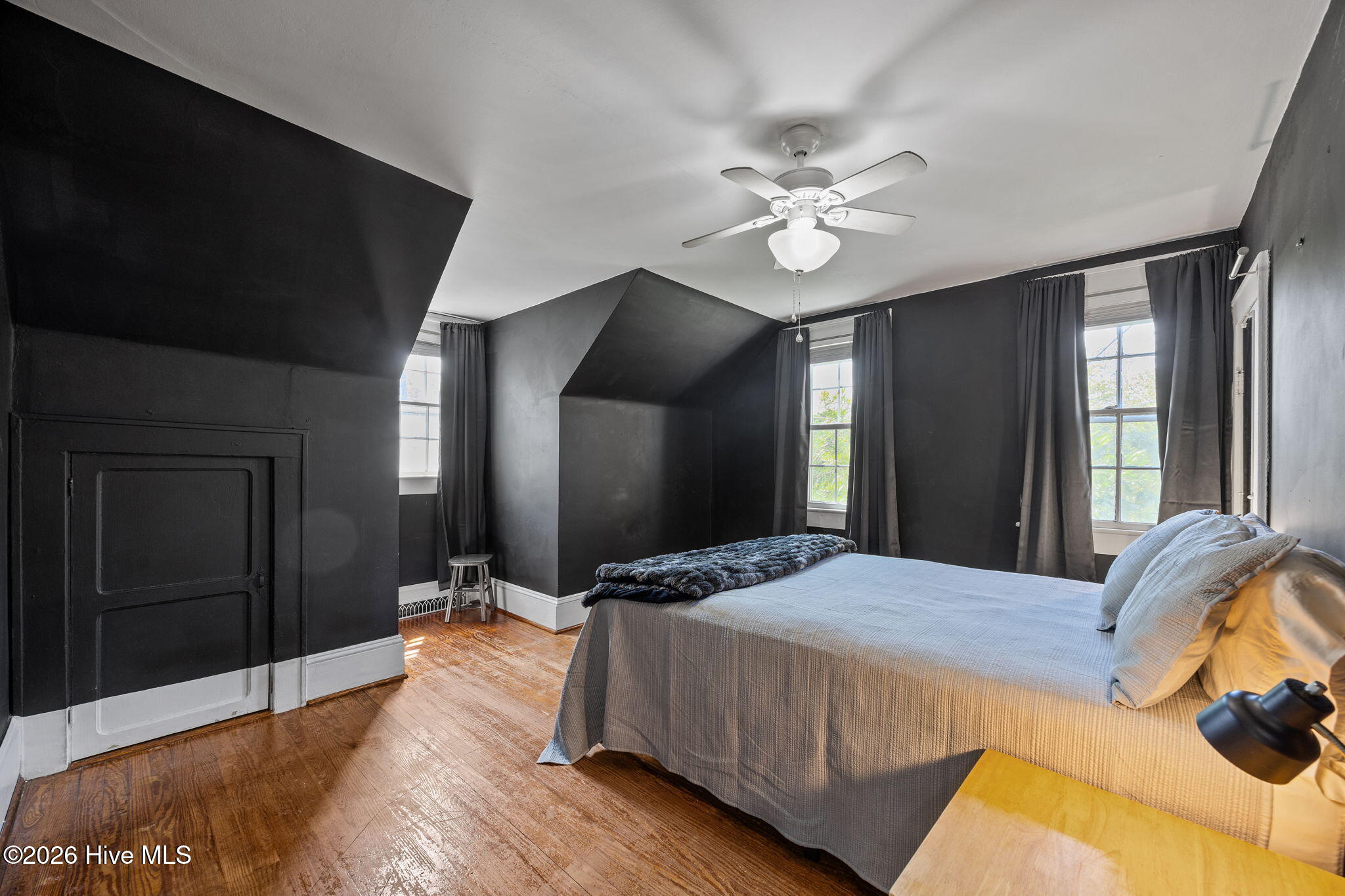 2812 Evans Street, Morehead City, NC, 28557