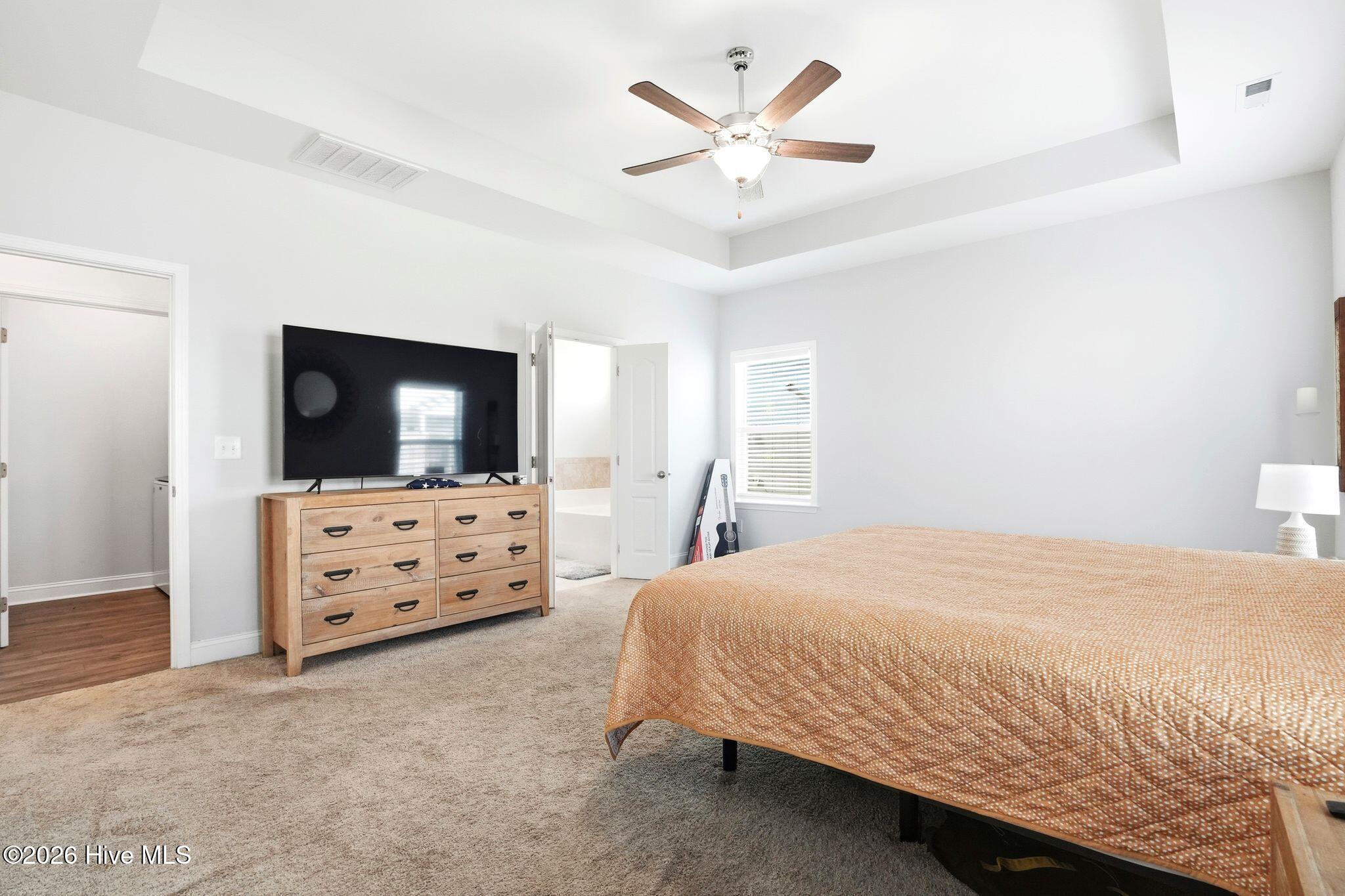 100567646 | Photo 31