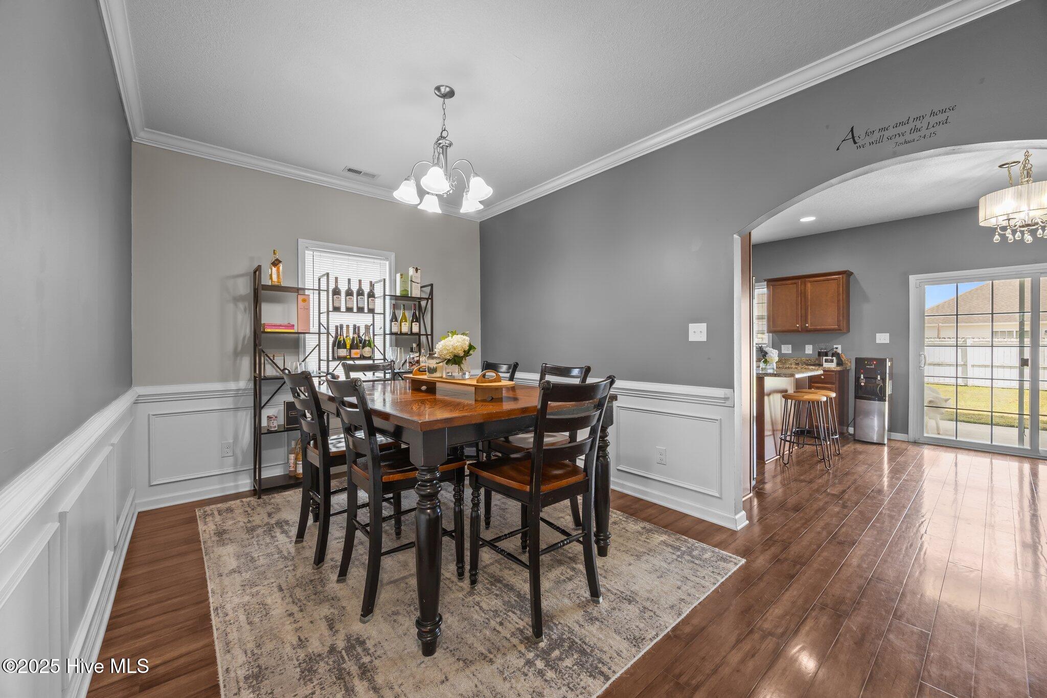 100555918 | Photo 14