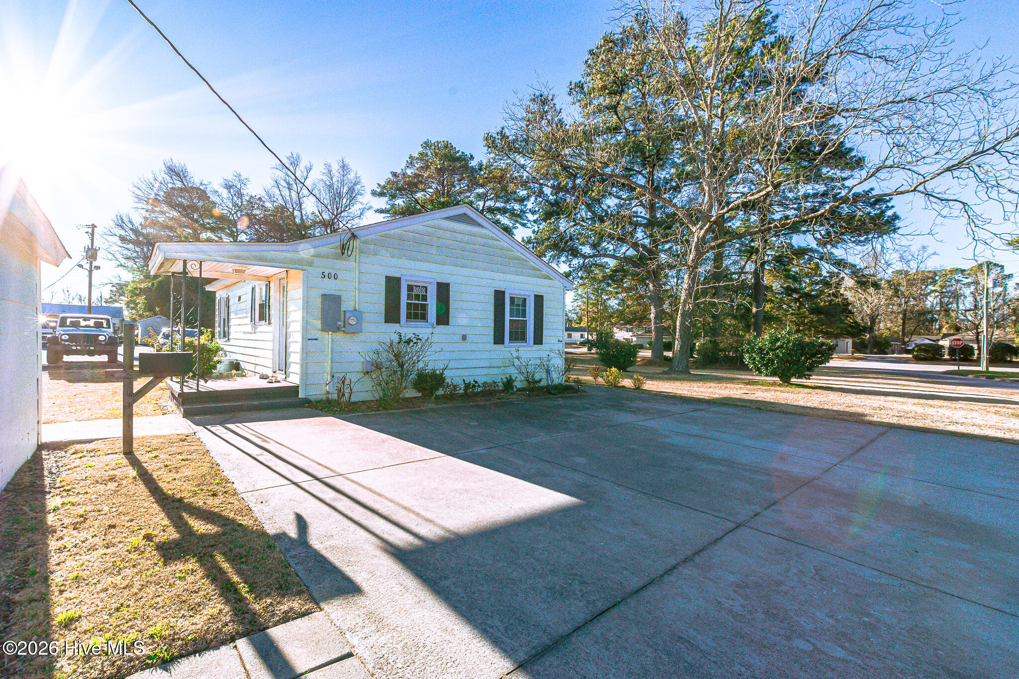 100549393 | Photo 11