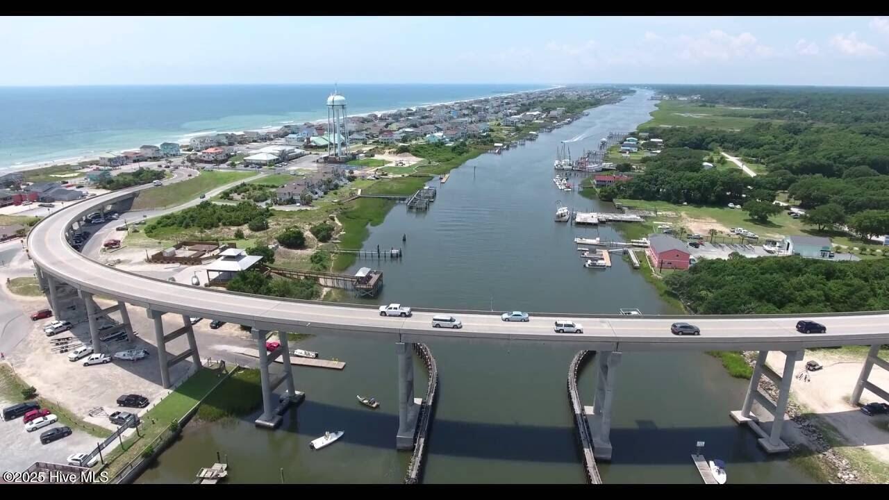 100537745 | Photo 58