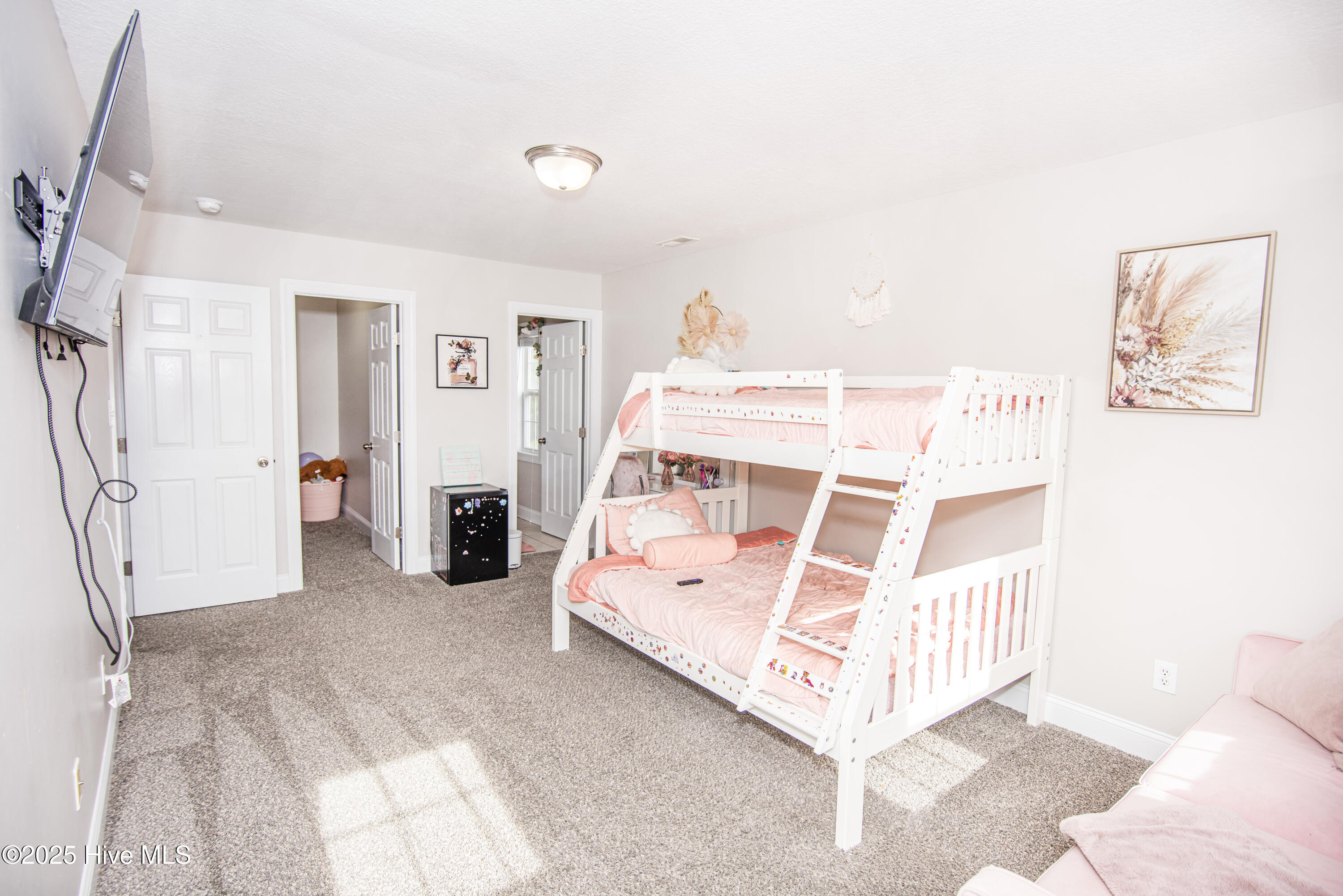 100544525 | Photo 20