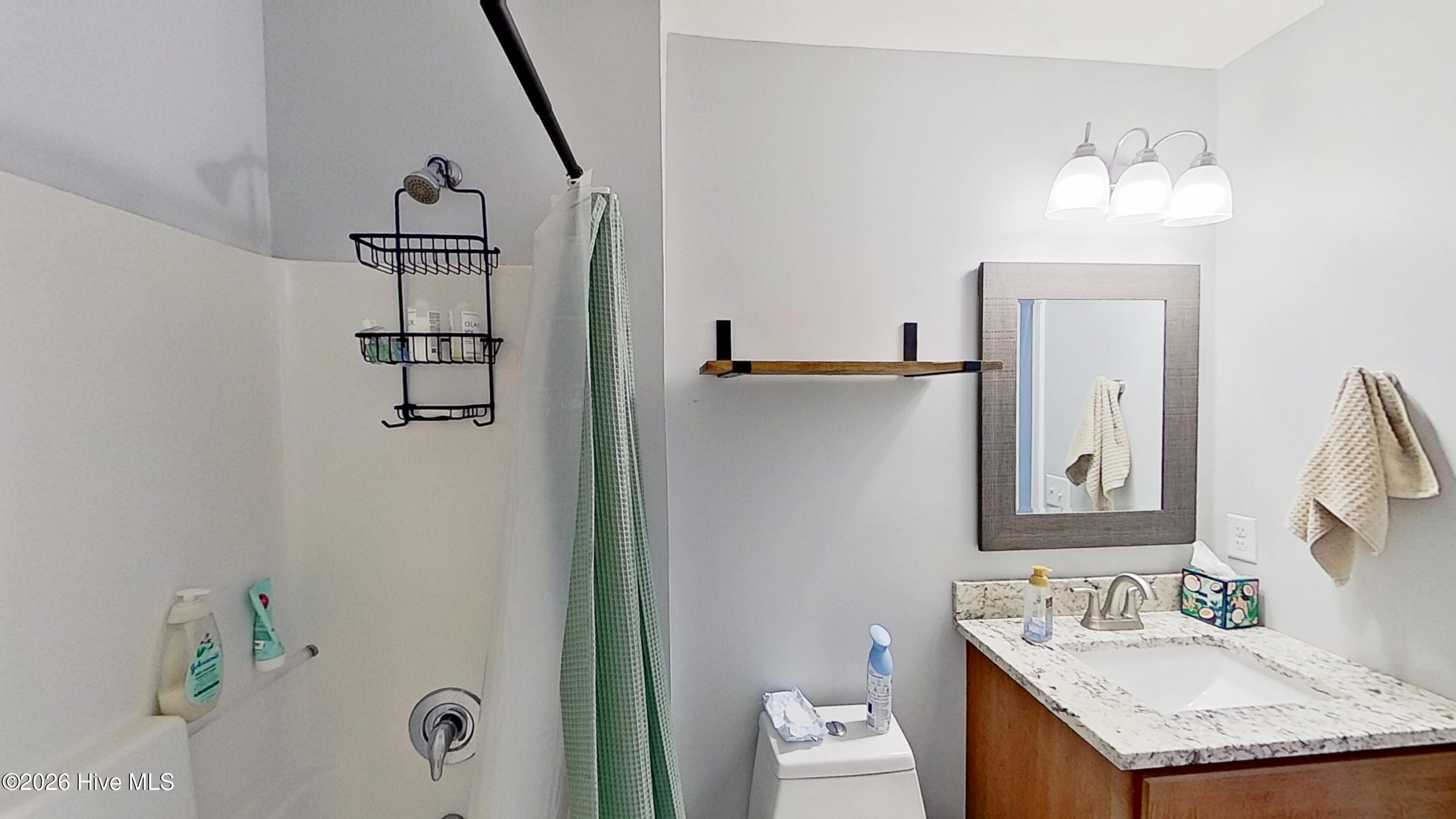 100563061 | Photo 14