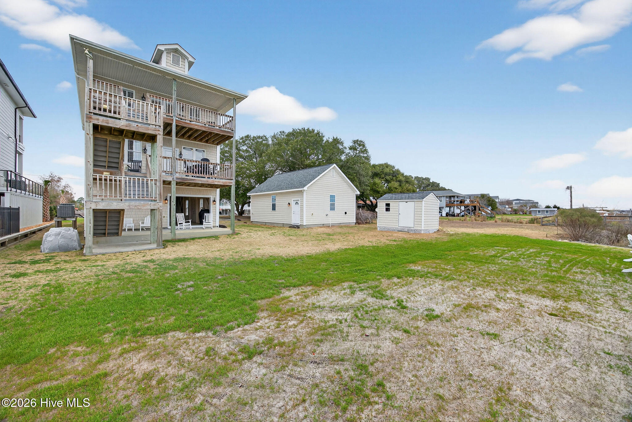 100558611 | Photo 10