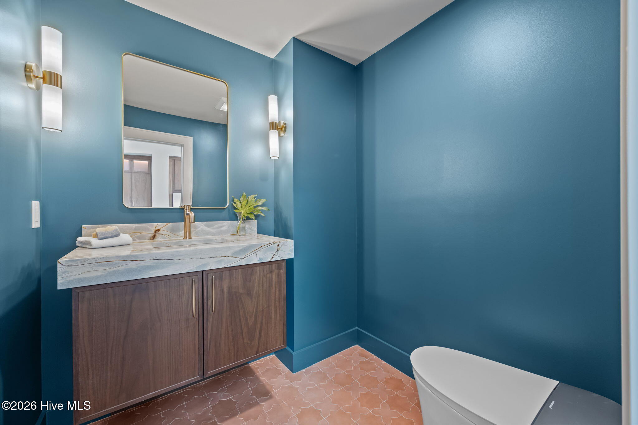 100552191 | Photo 31