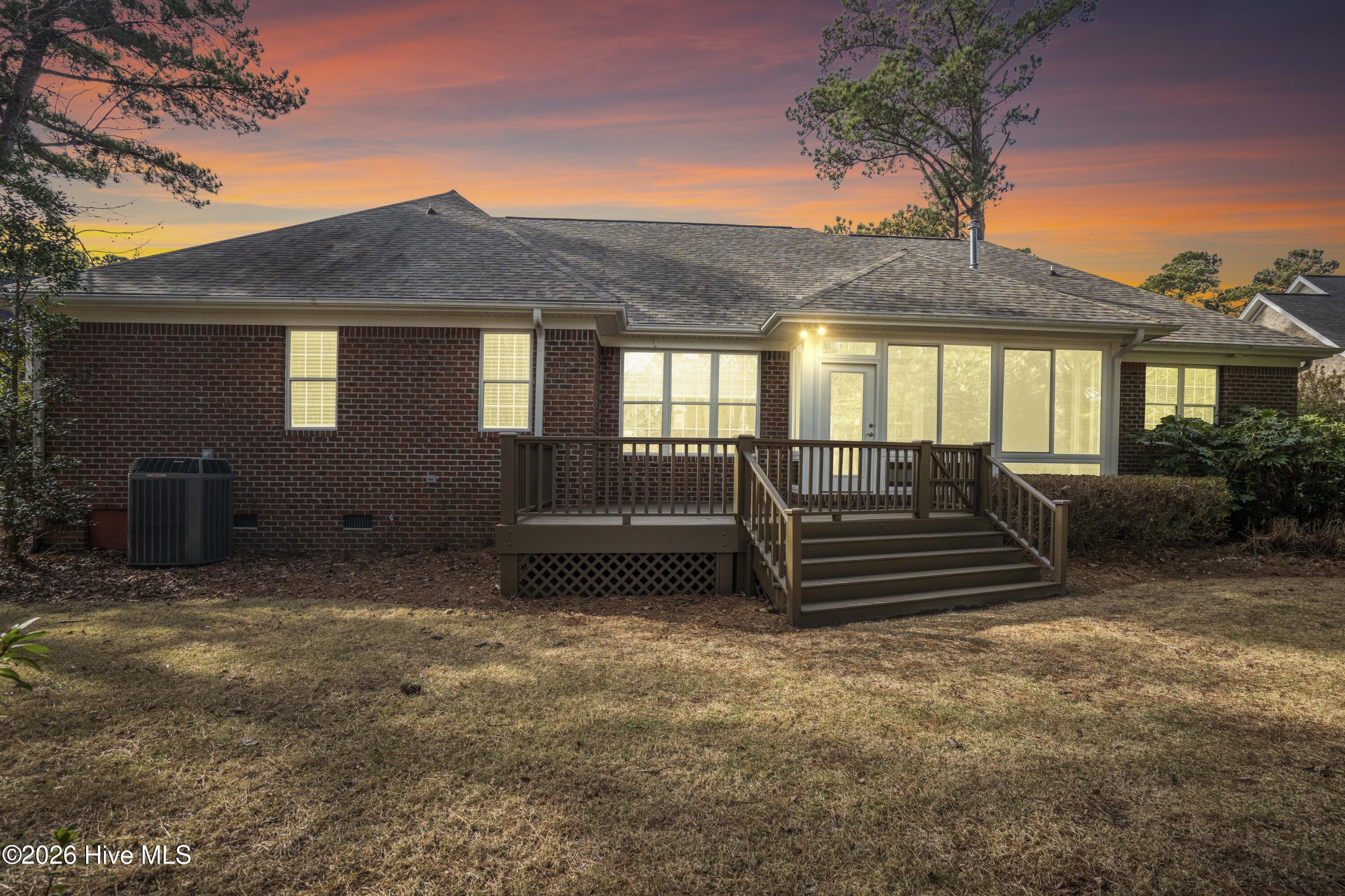 100550705 | Photo 48