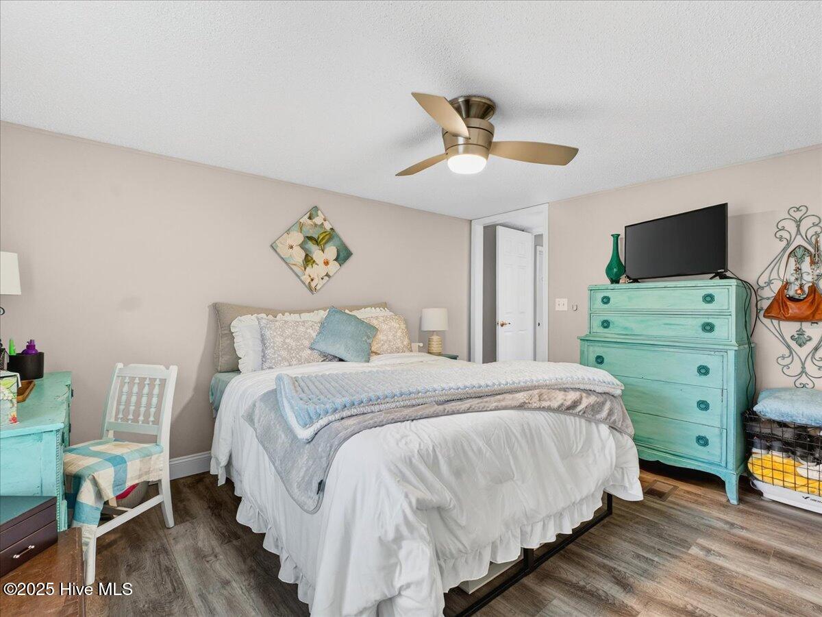 100543222 | Photo 21