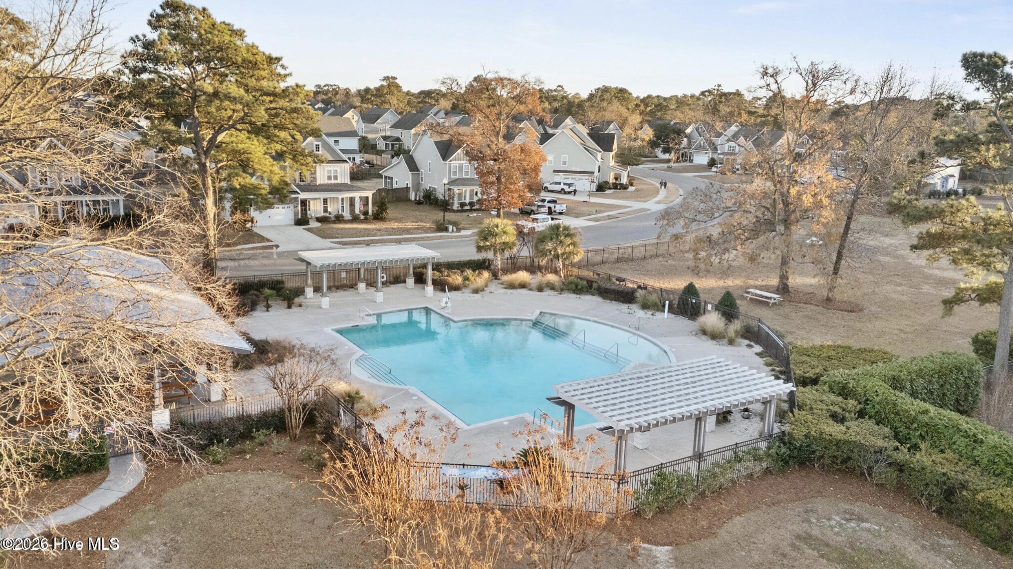 100554590 | Photo 63