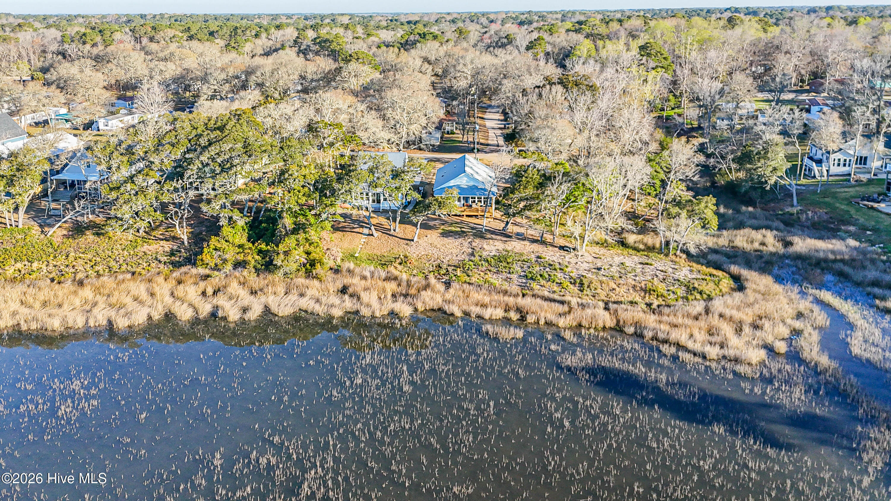 100561840 | Photo 44