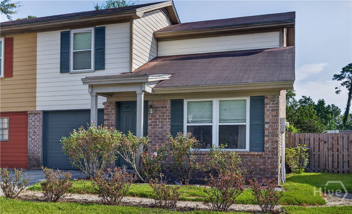 Photo 1 of Townhouse for sale at 106 Hunt Clb Ct, Savannah, GA 31406 | MLS# SA364083 | Listing updated on 2026-09-17
