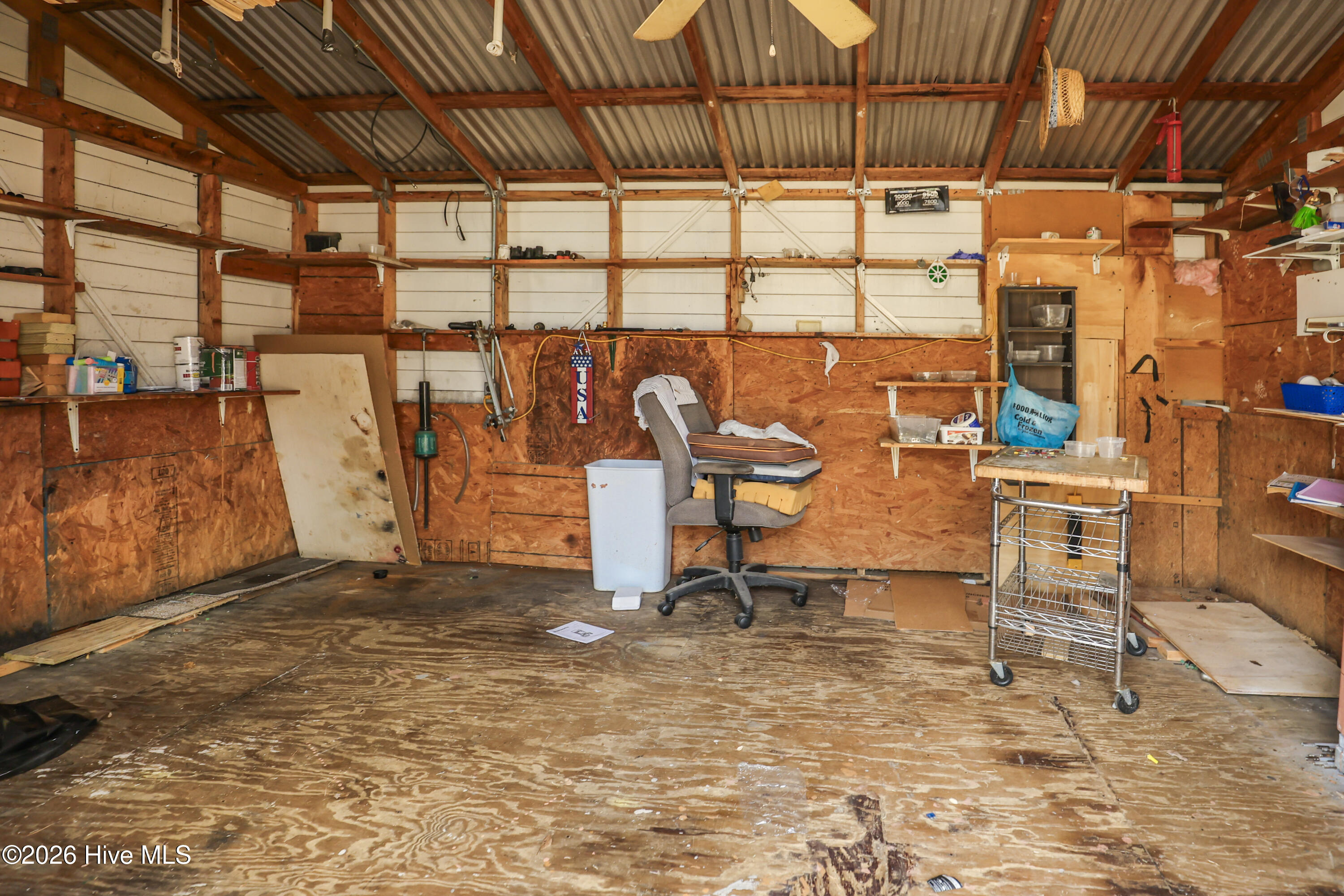 100548874 | Photo 46