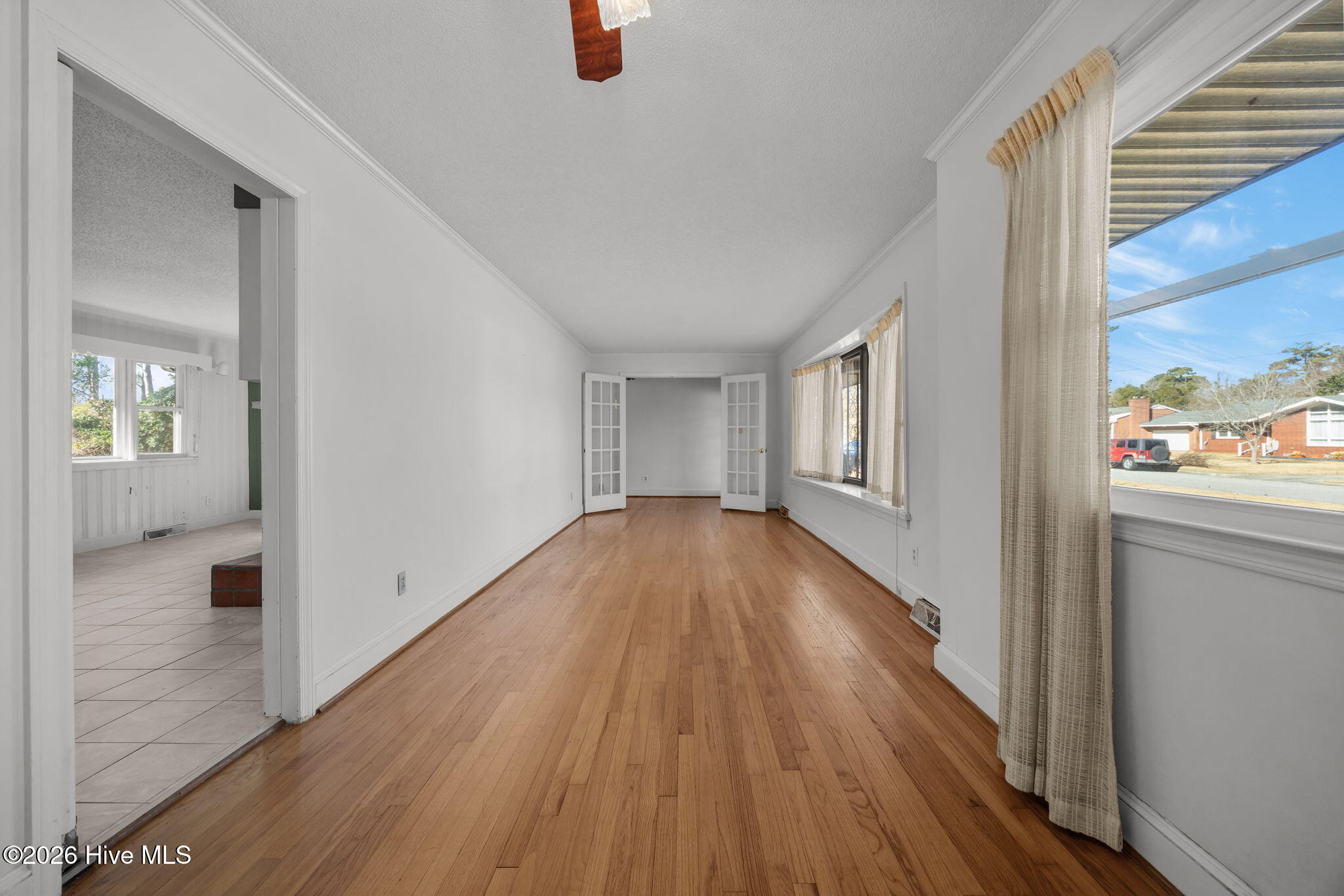 100547084 | Photo 29