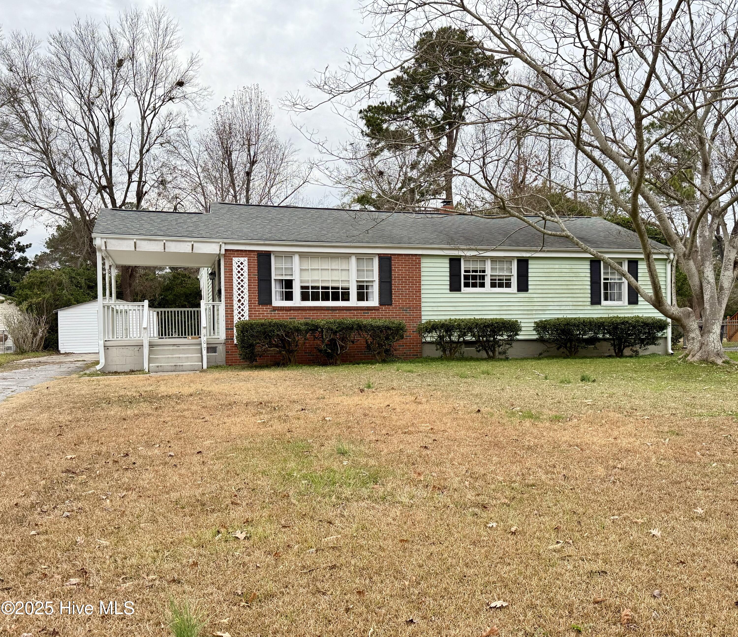 100537874 | Photo 38