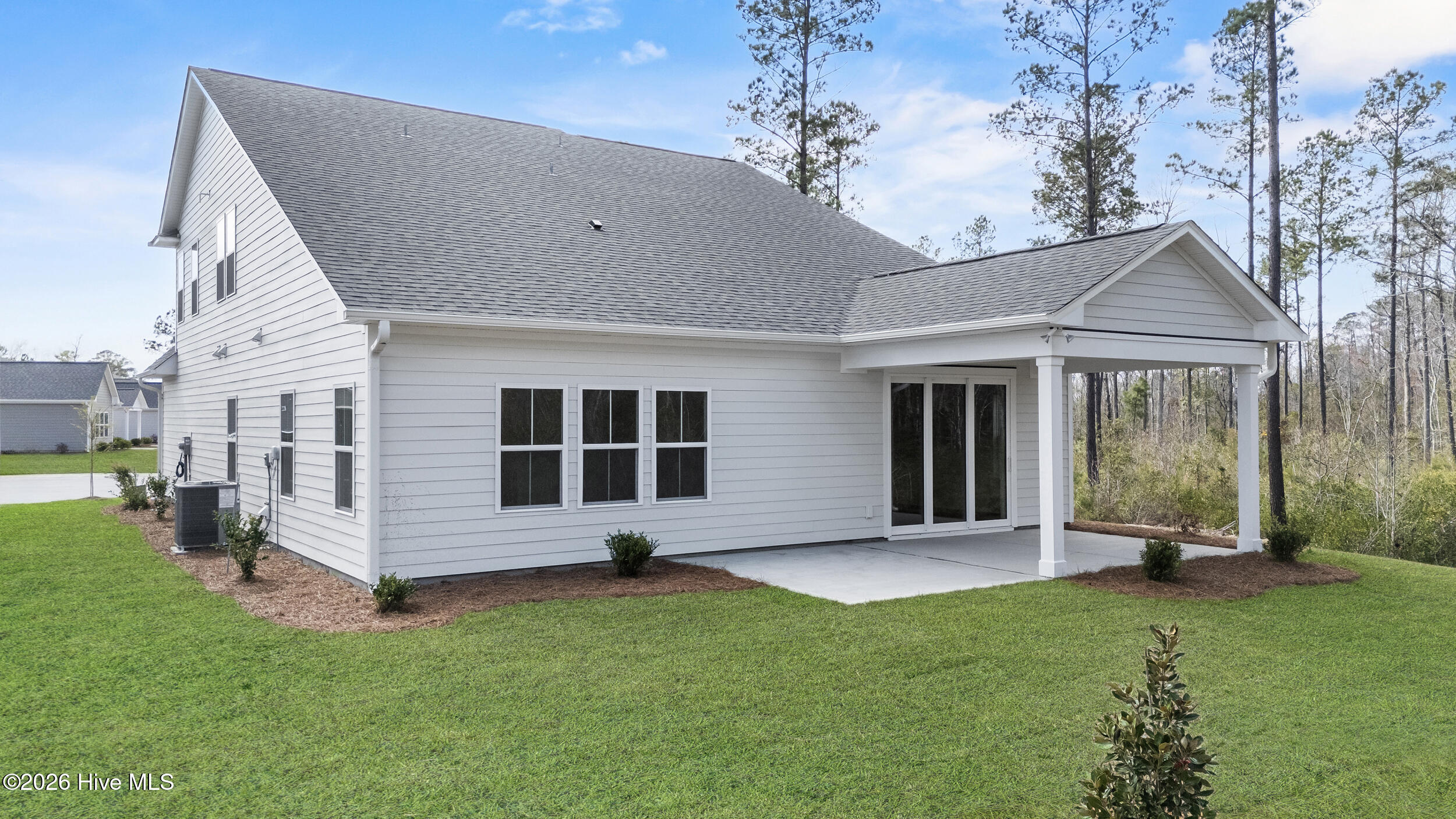 100523134 | Photo 47