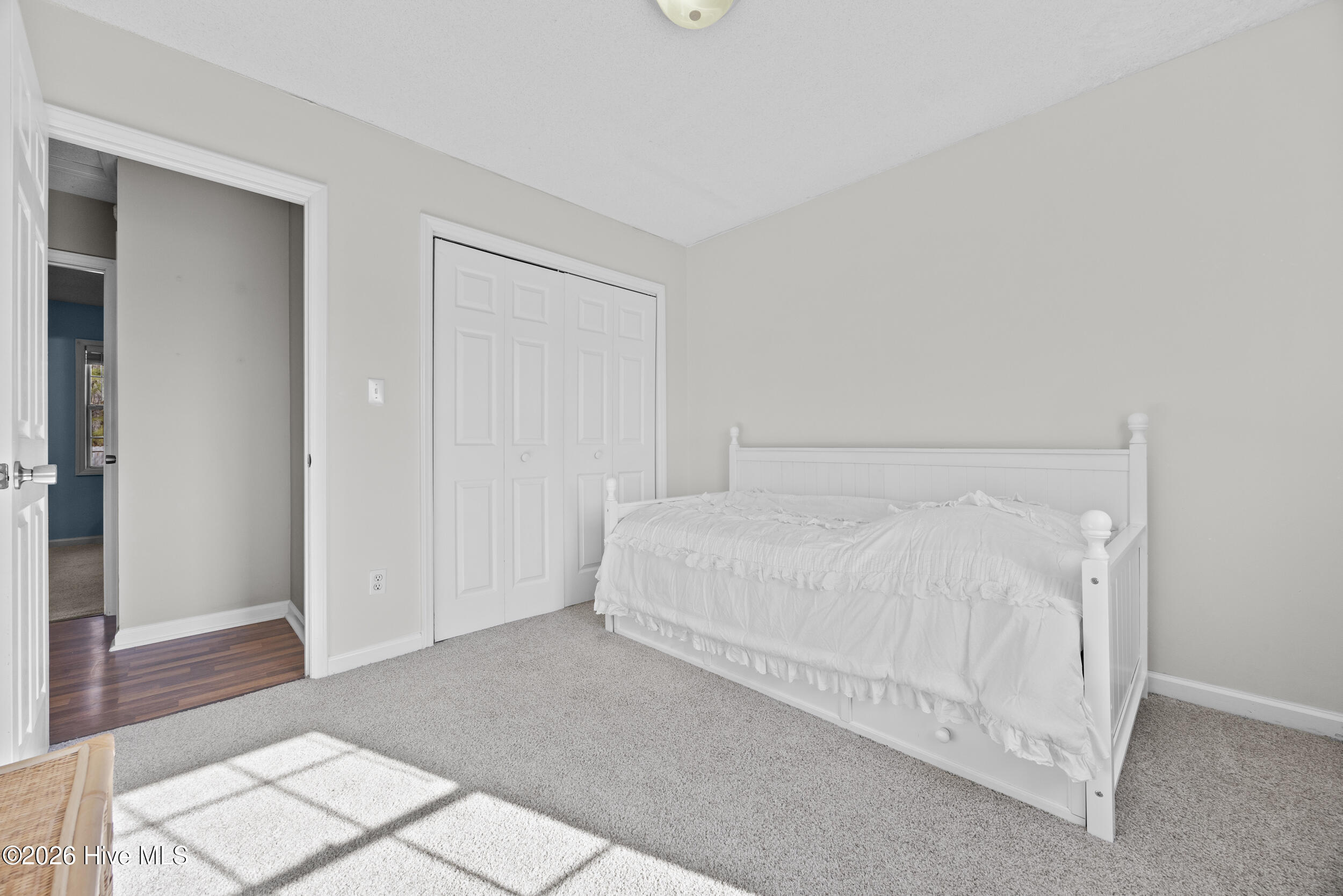 100556766 | Photo 19