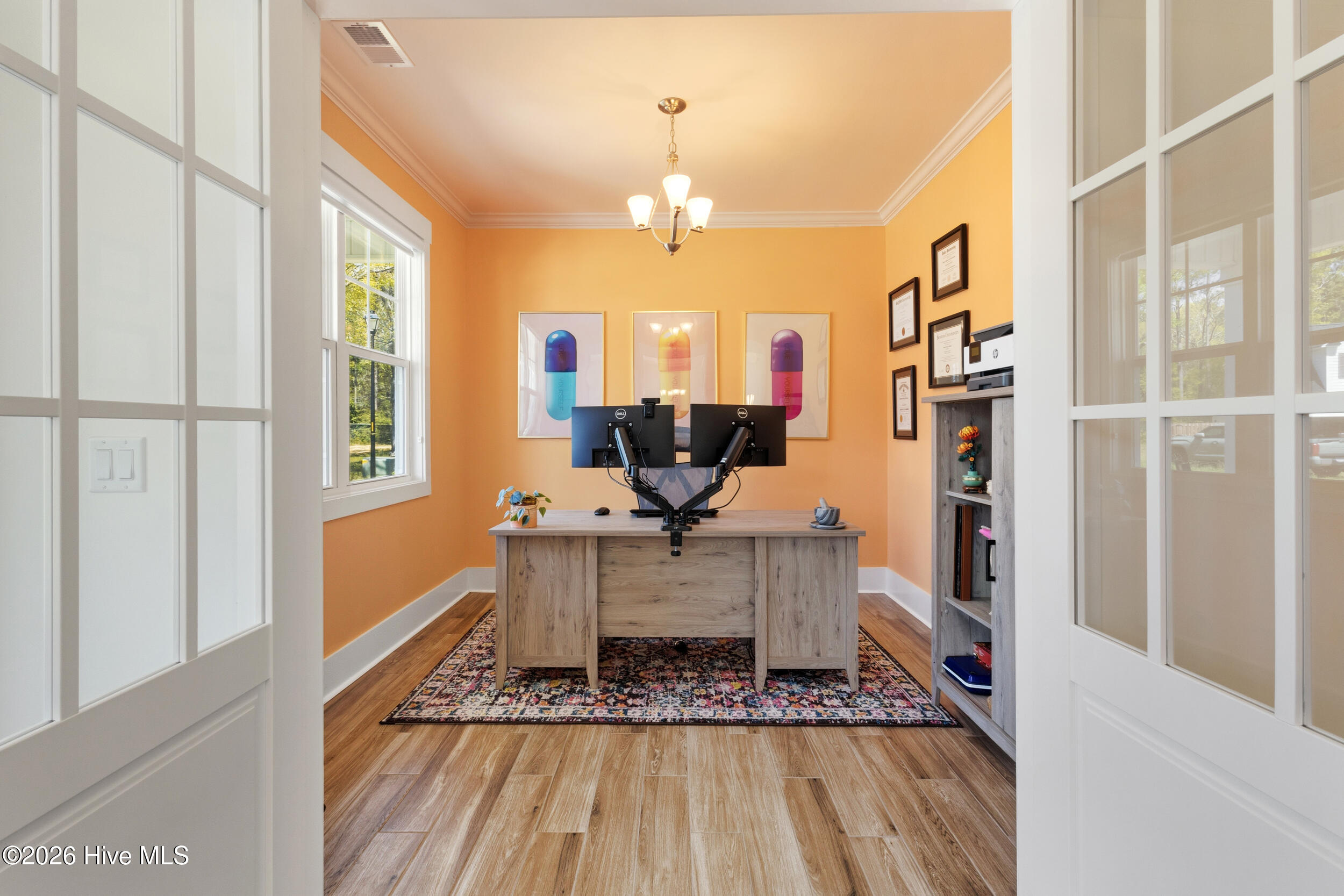 100564391 | Photo 15