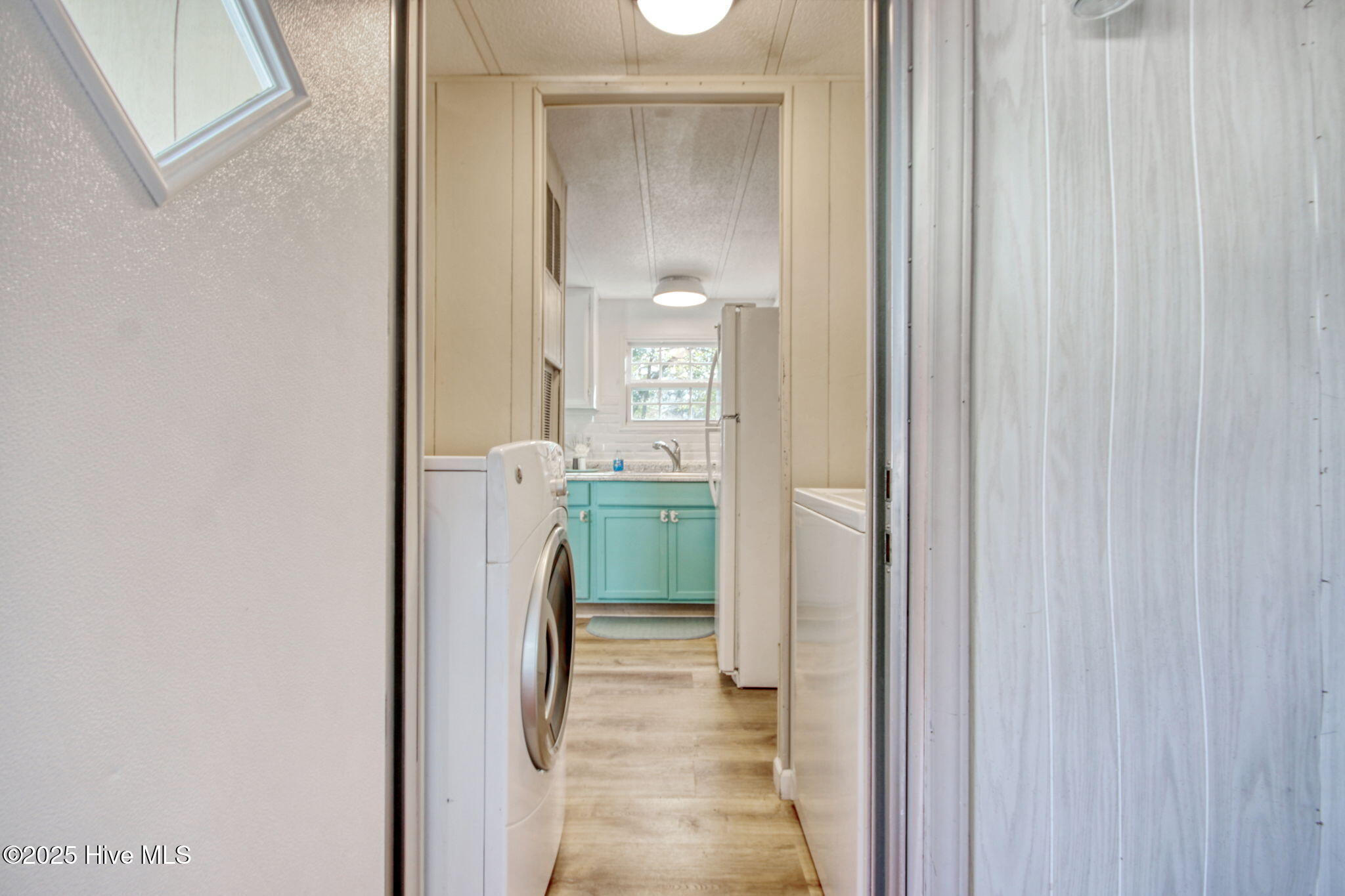 100566005 | Photo 13