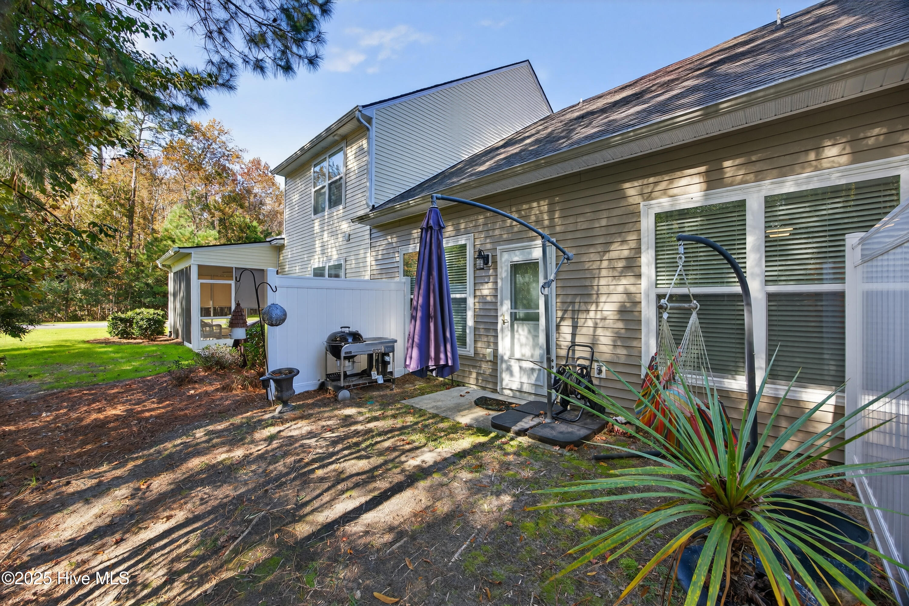 100540522 | Photo 38