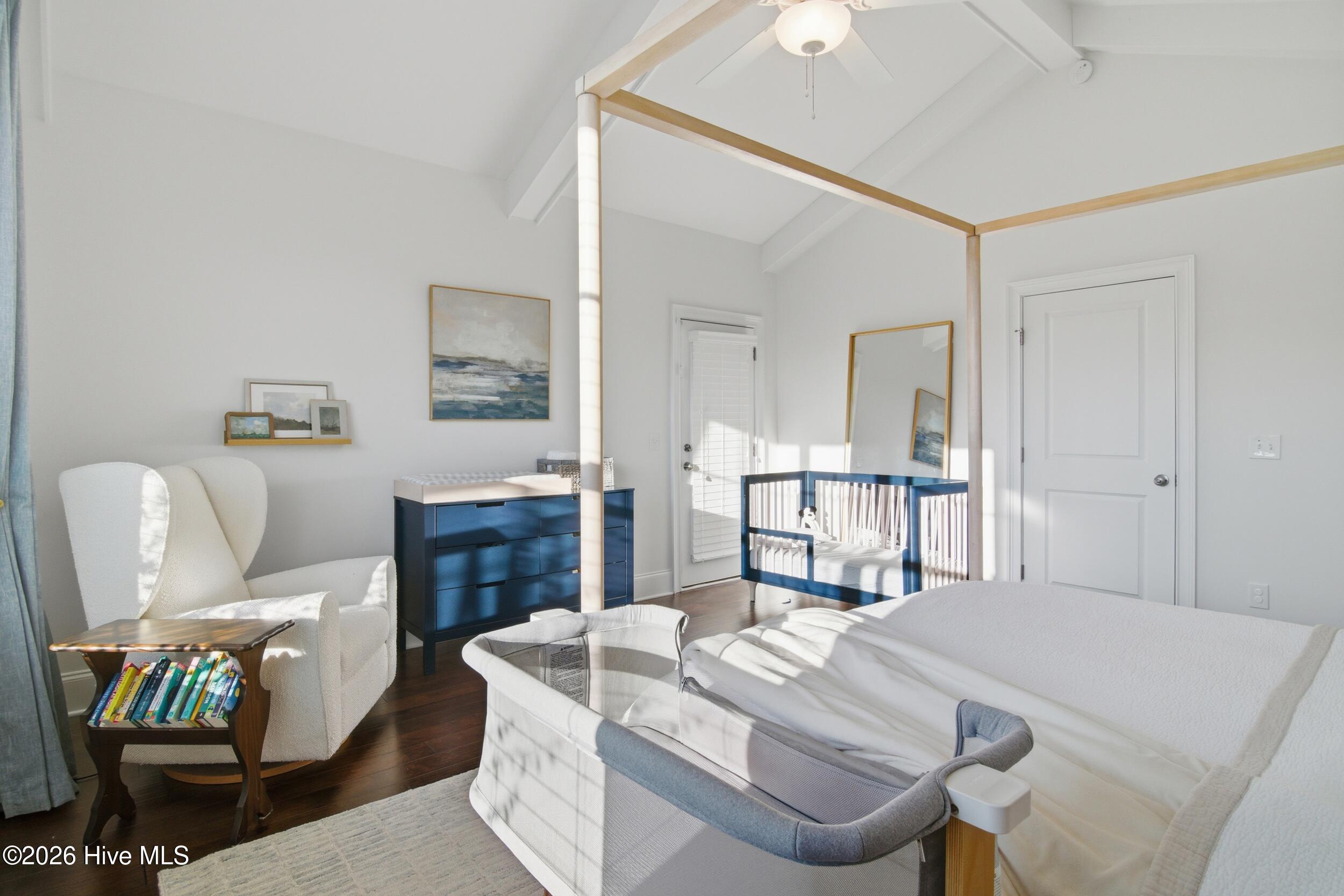 100551169 | Photo 12