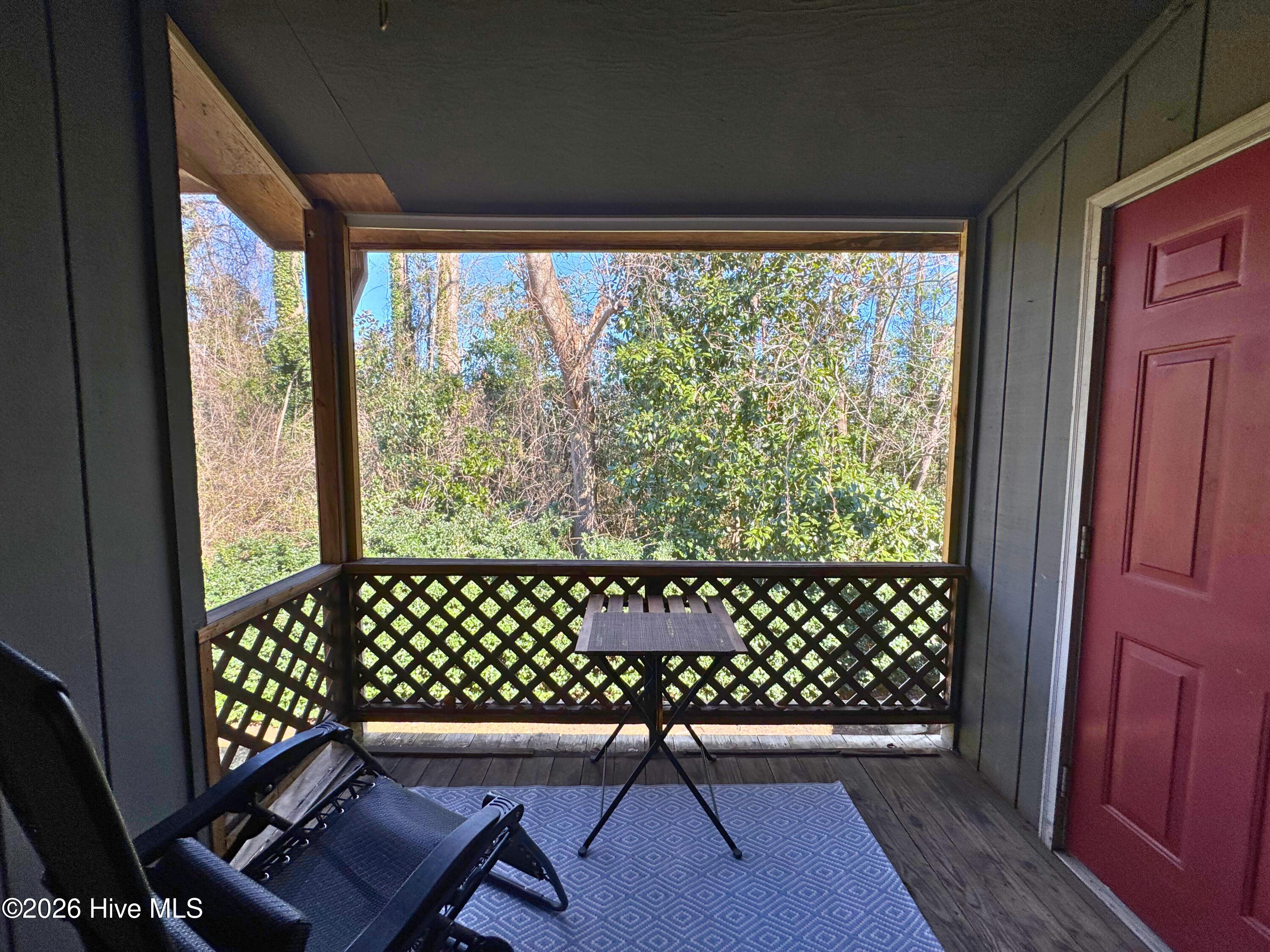 100554226 | Photo 23