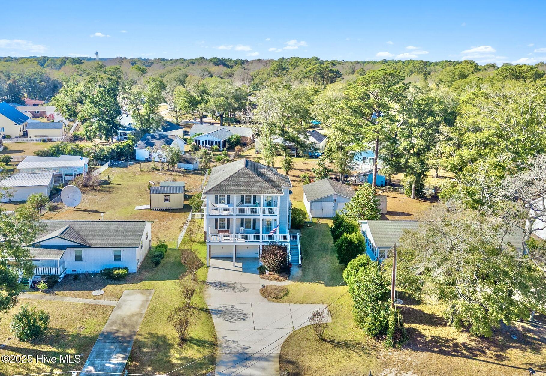 100543841 | Photo 58