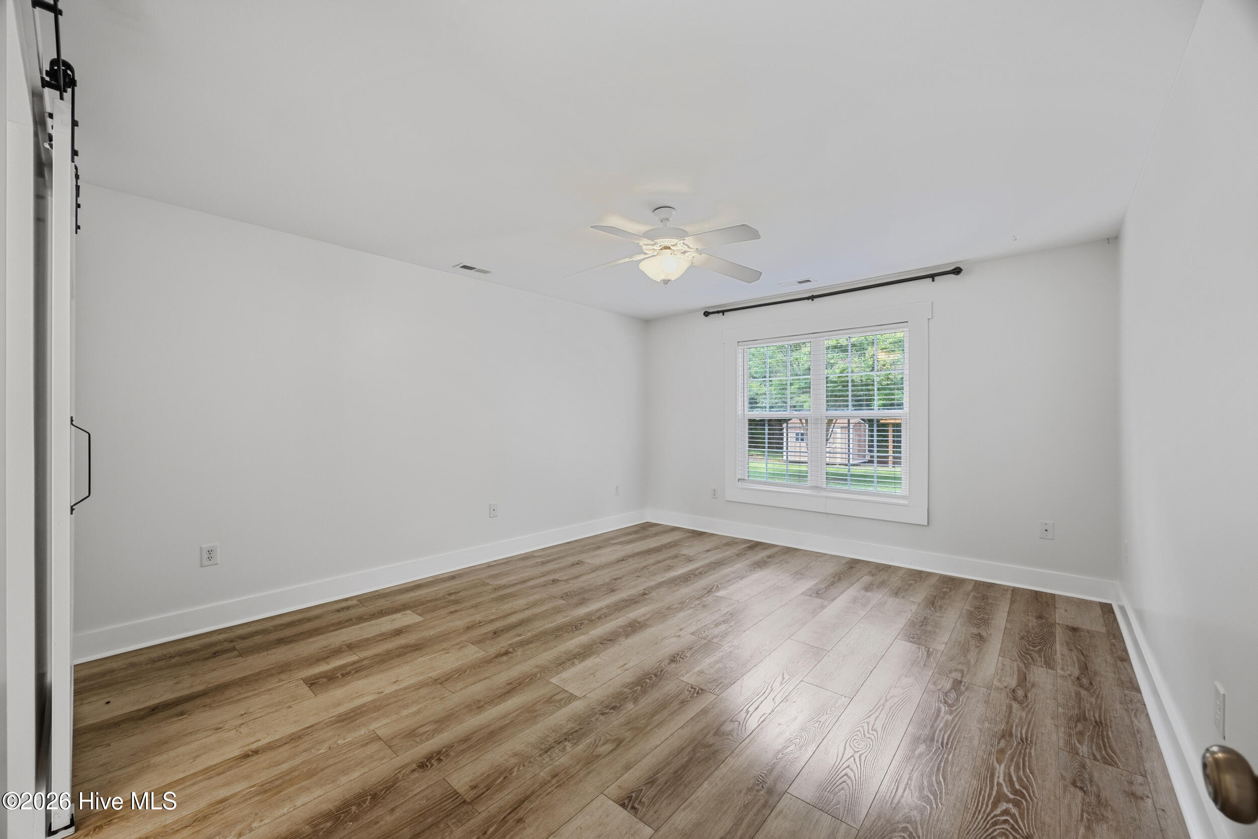 105 Henry Giddeons Drive, Teachey, NC 28464 – photo 15: 16_bedroom
