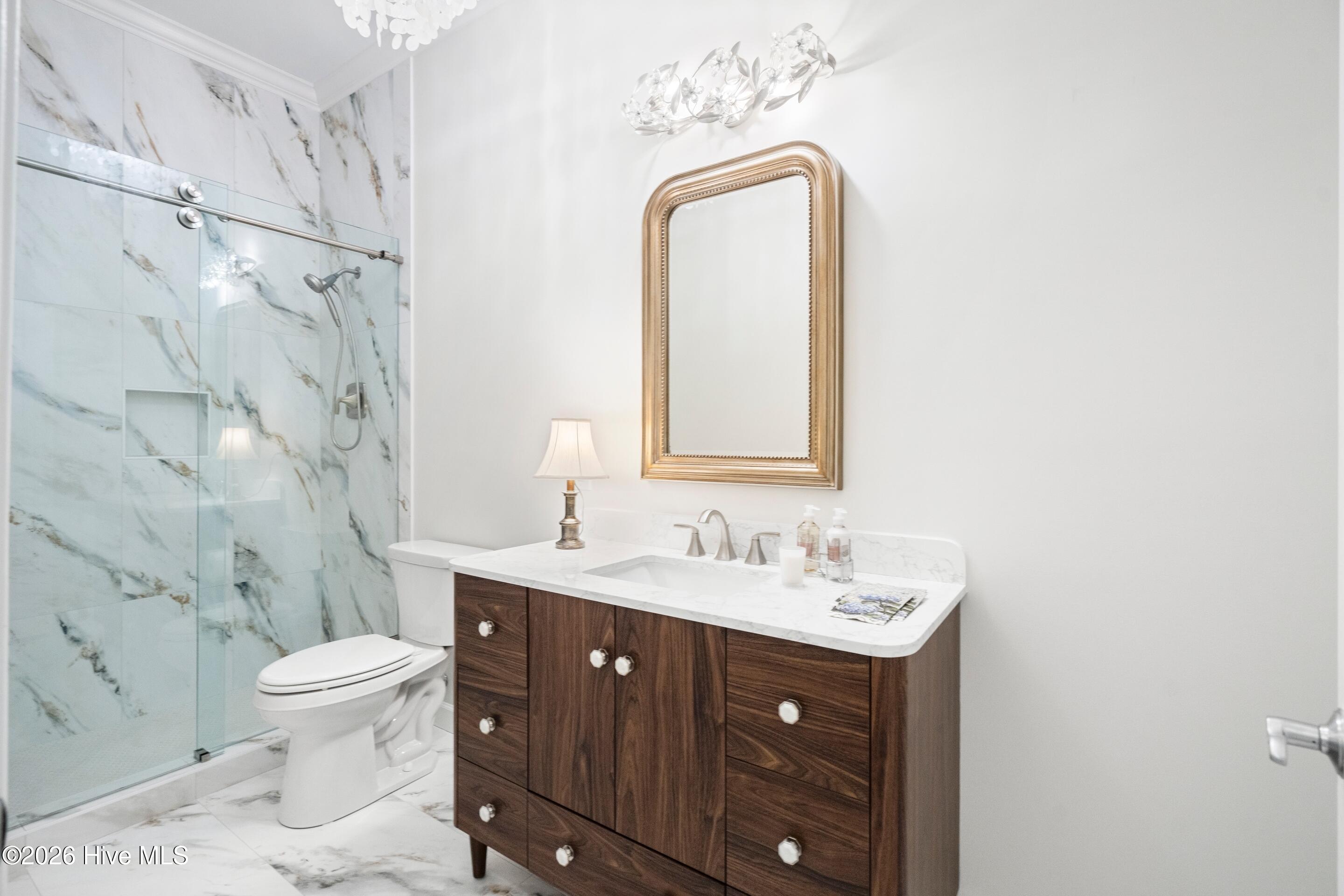 100550274 | Photo 29