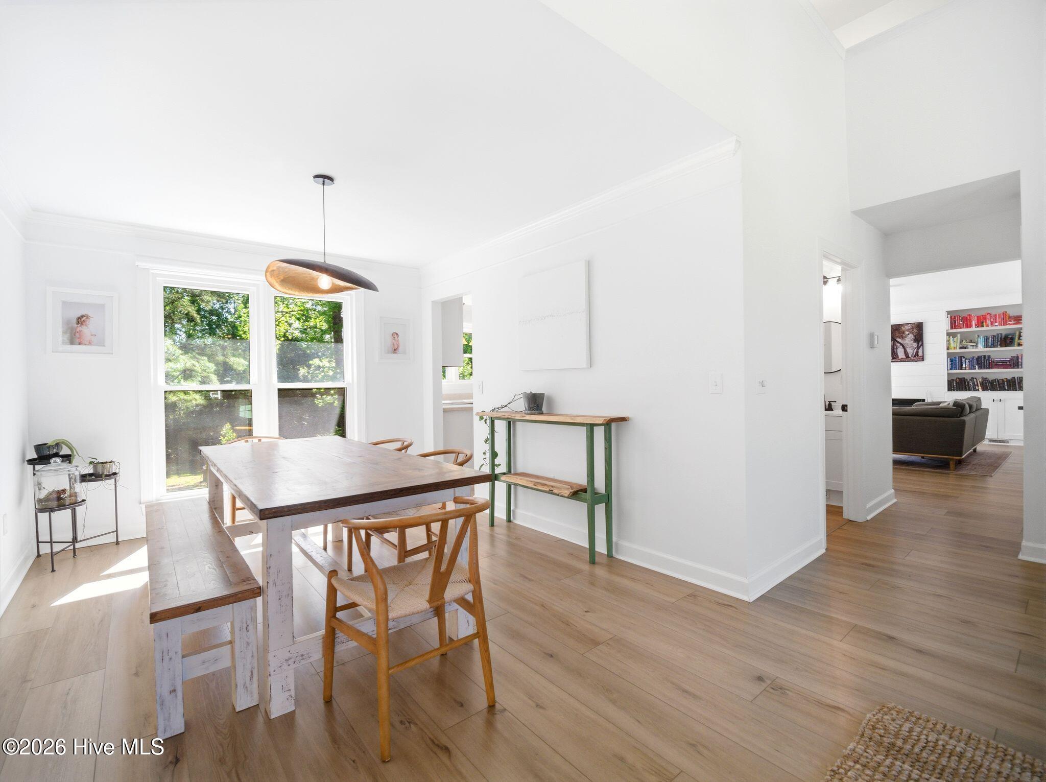 100568966 | Photo 14