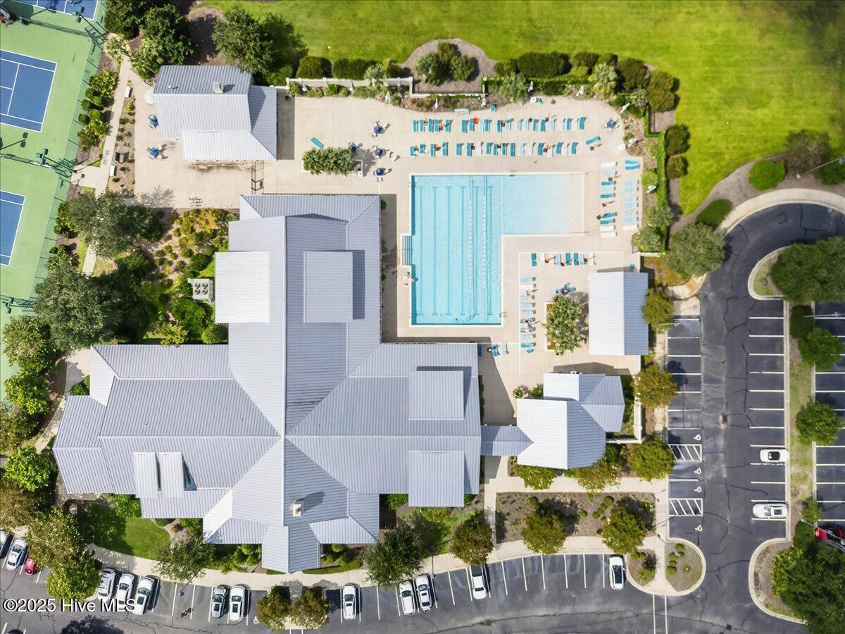 100537556 | Photo 61