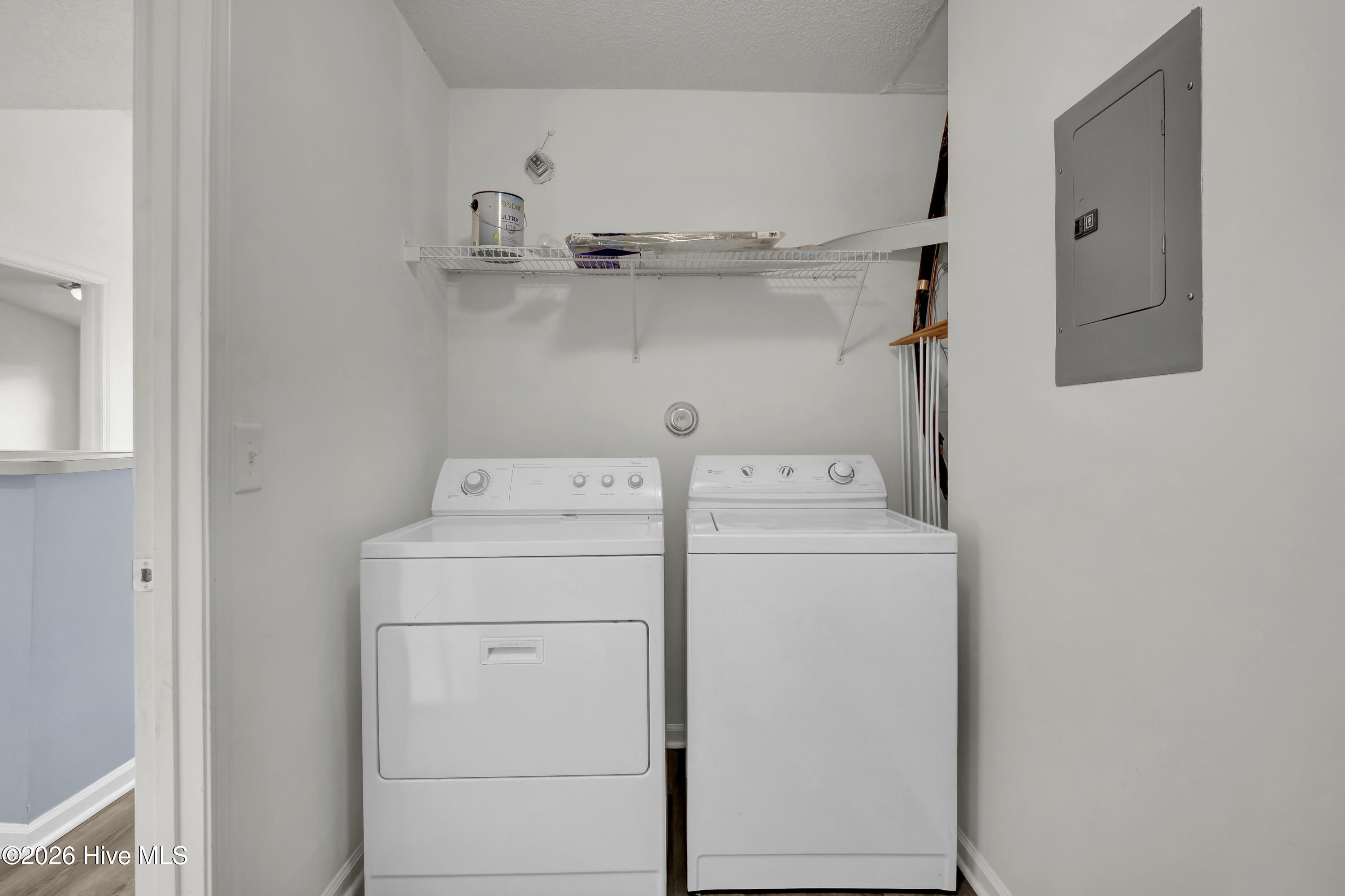 100564237 | Photo 22