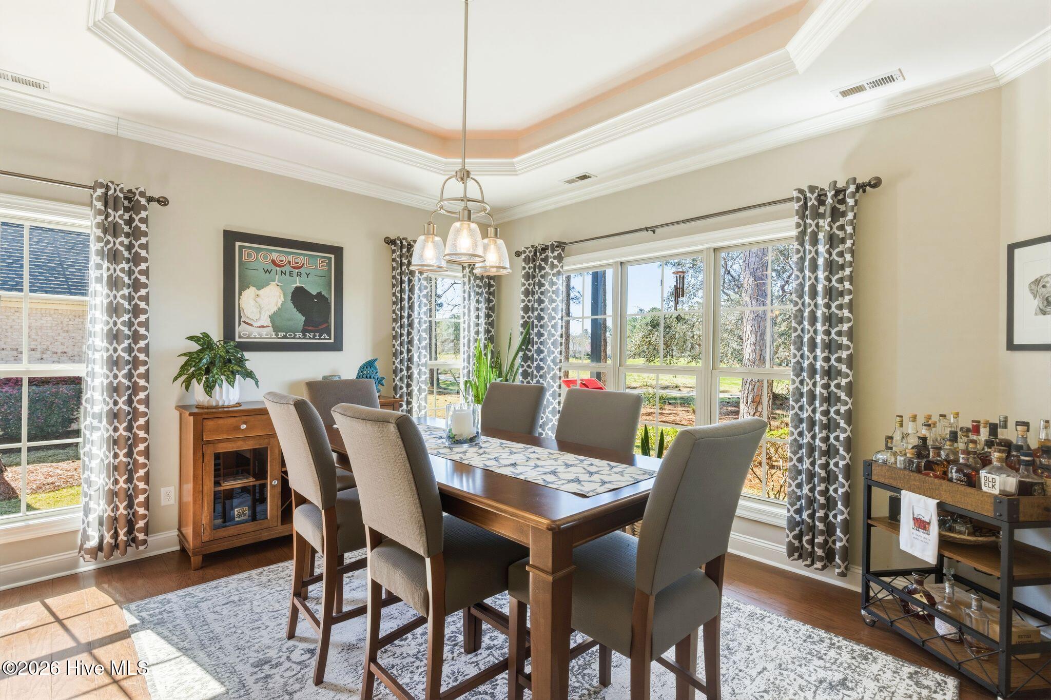 100564432 | Photo 77