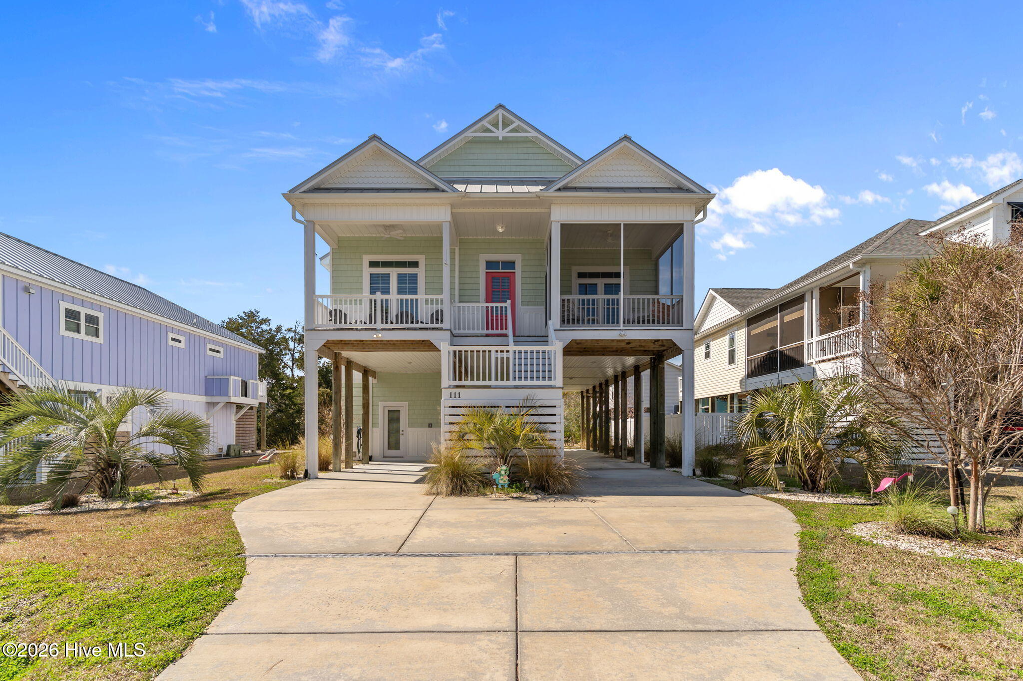 100562784 | Photo 59