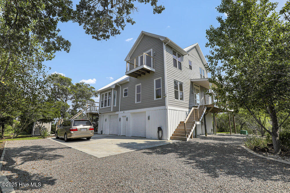 Homes for sale in Surf City, NC | 50 S Oak Dr, Surf City, NC 28445 | MLS# 100516604