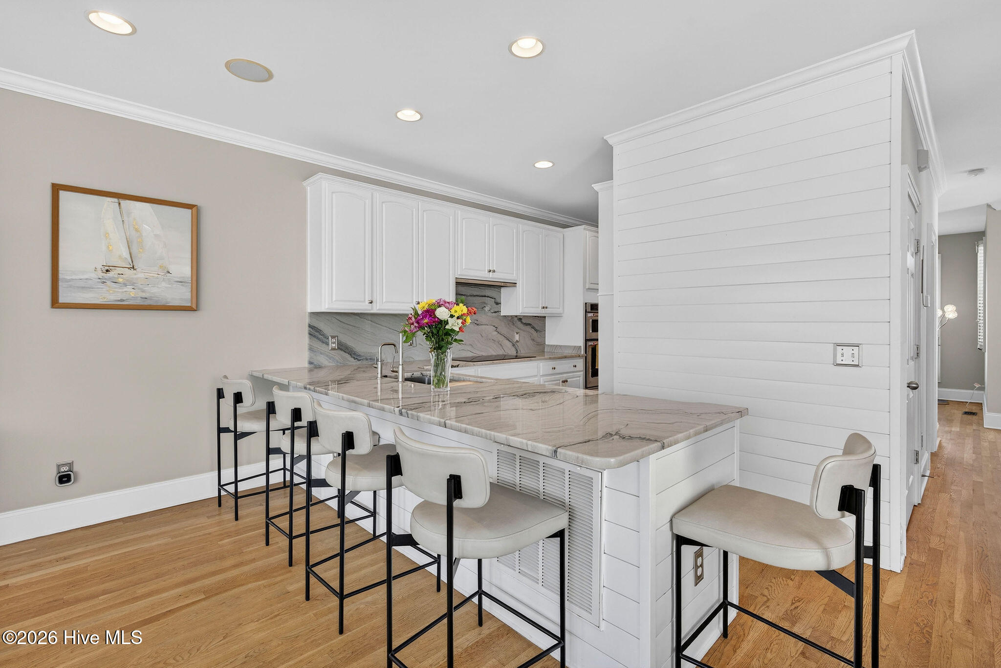 100562225 | Photo 20