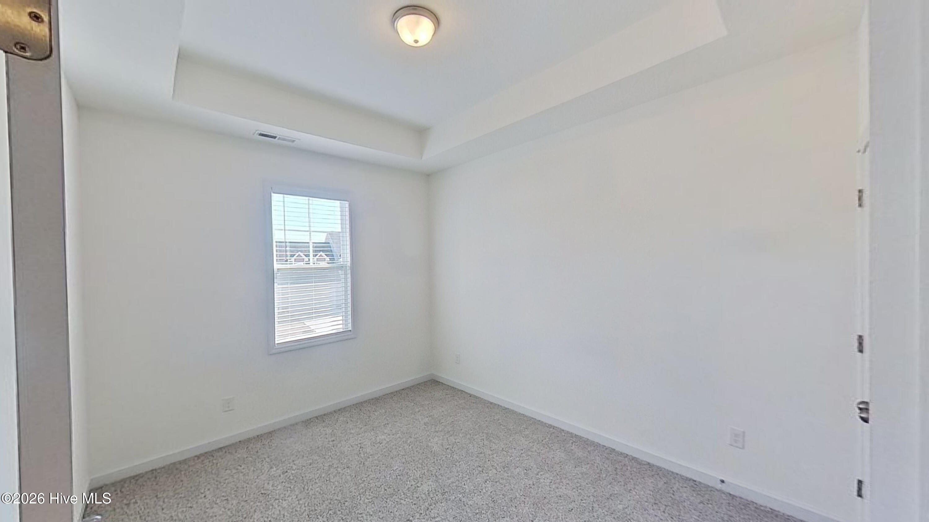 100567231 | Photo 17