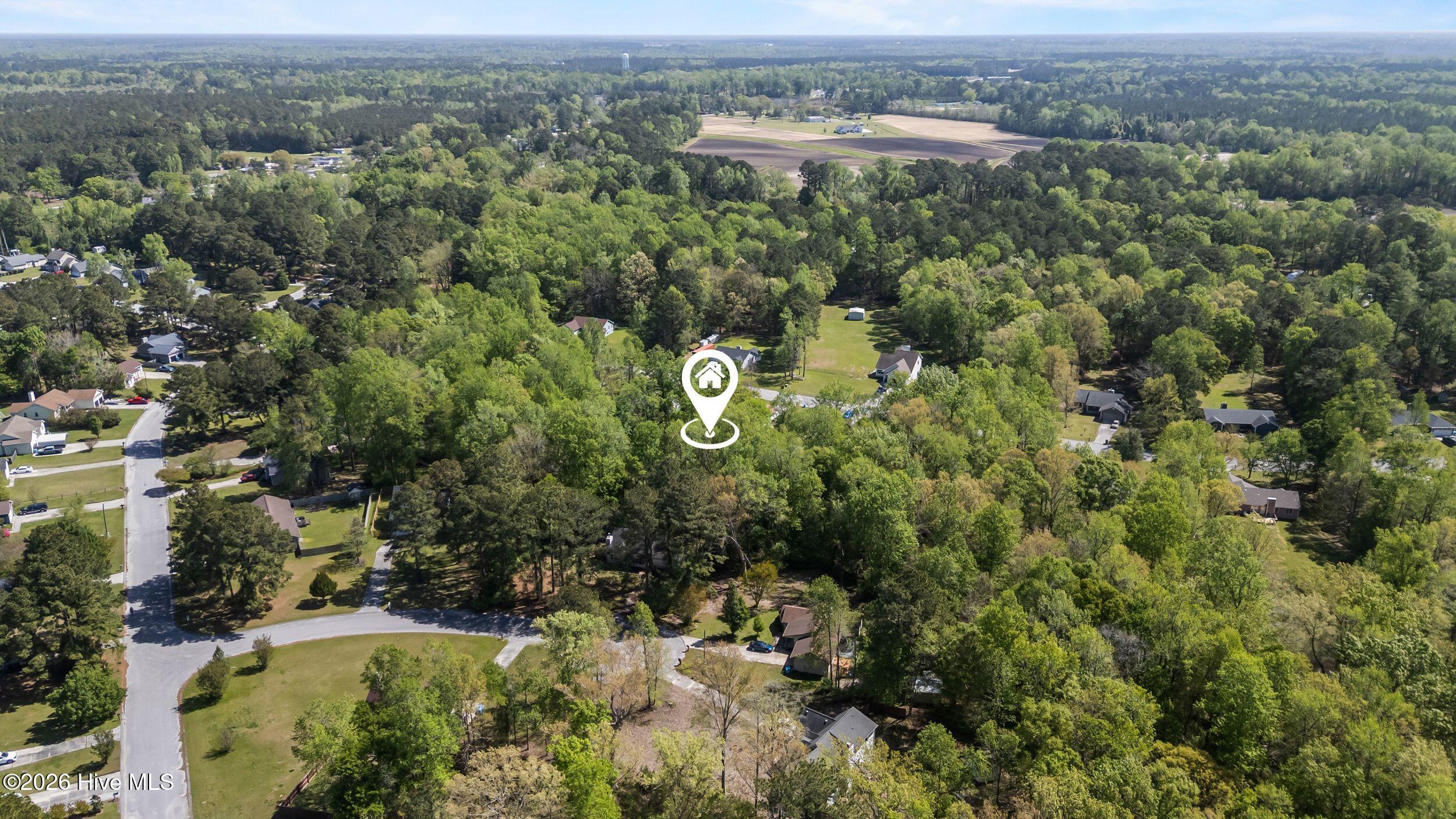 100566789 | Photo 44