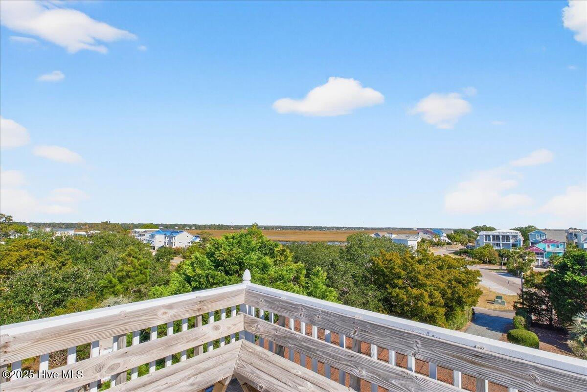 100543410 | Photo 82